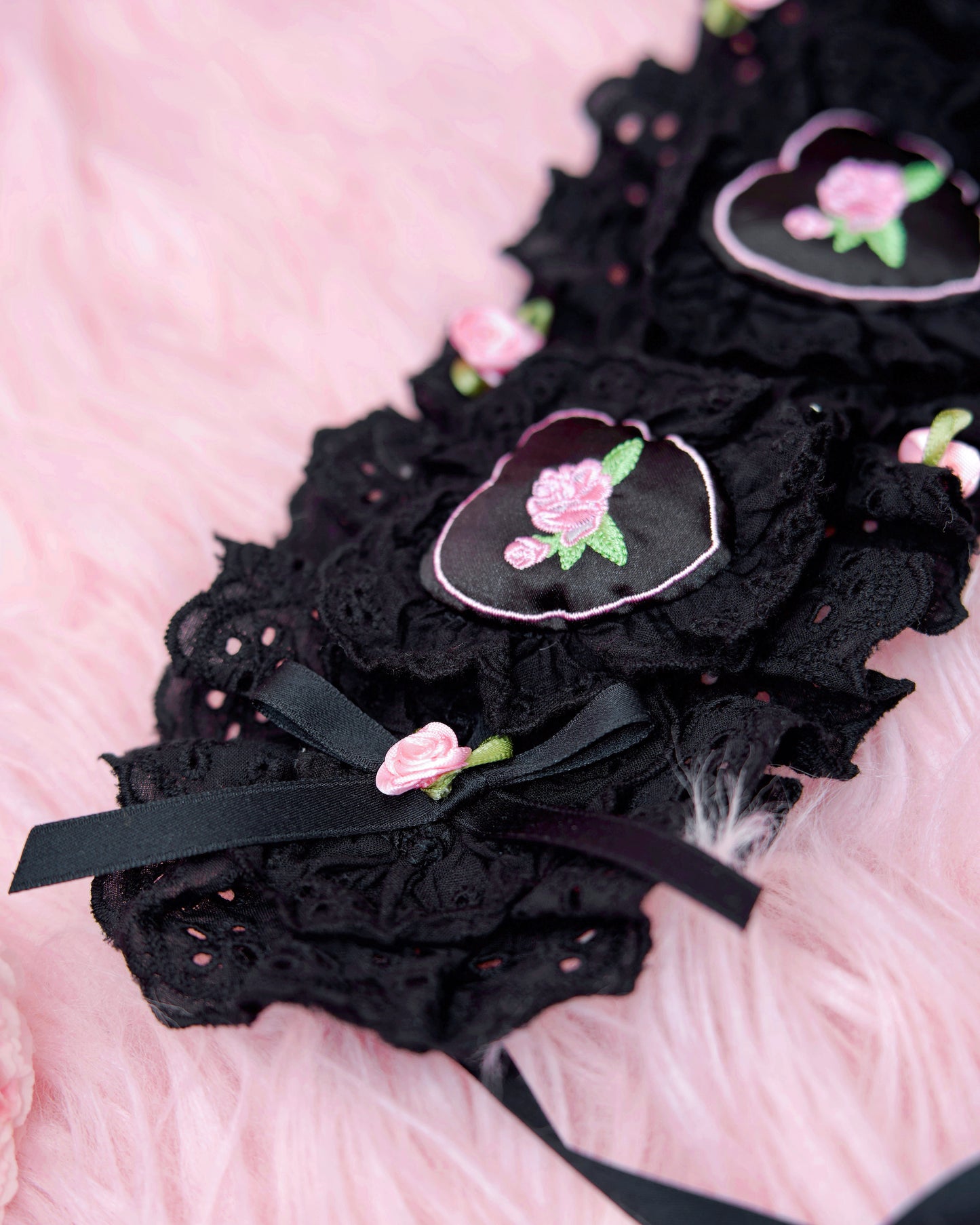 Heartbeat Rose Headdress - Black