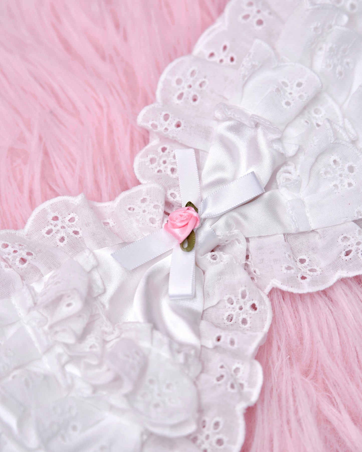 Blushing Petal Puff Headdress - White