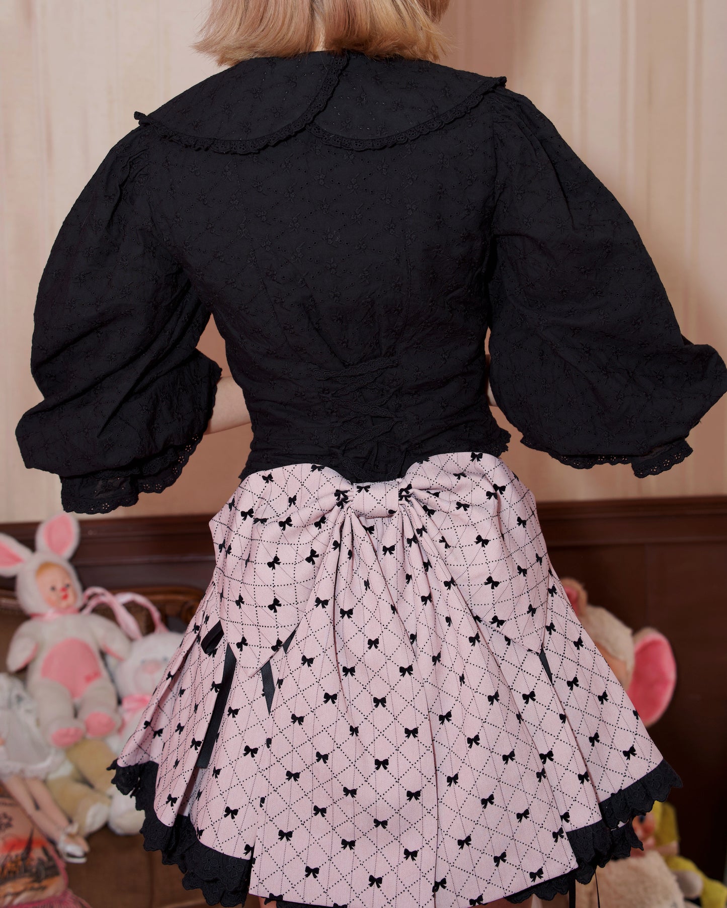 Heartstring Blouse - Black // PREORDER