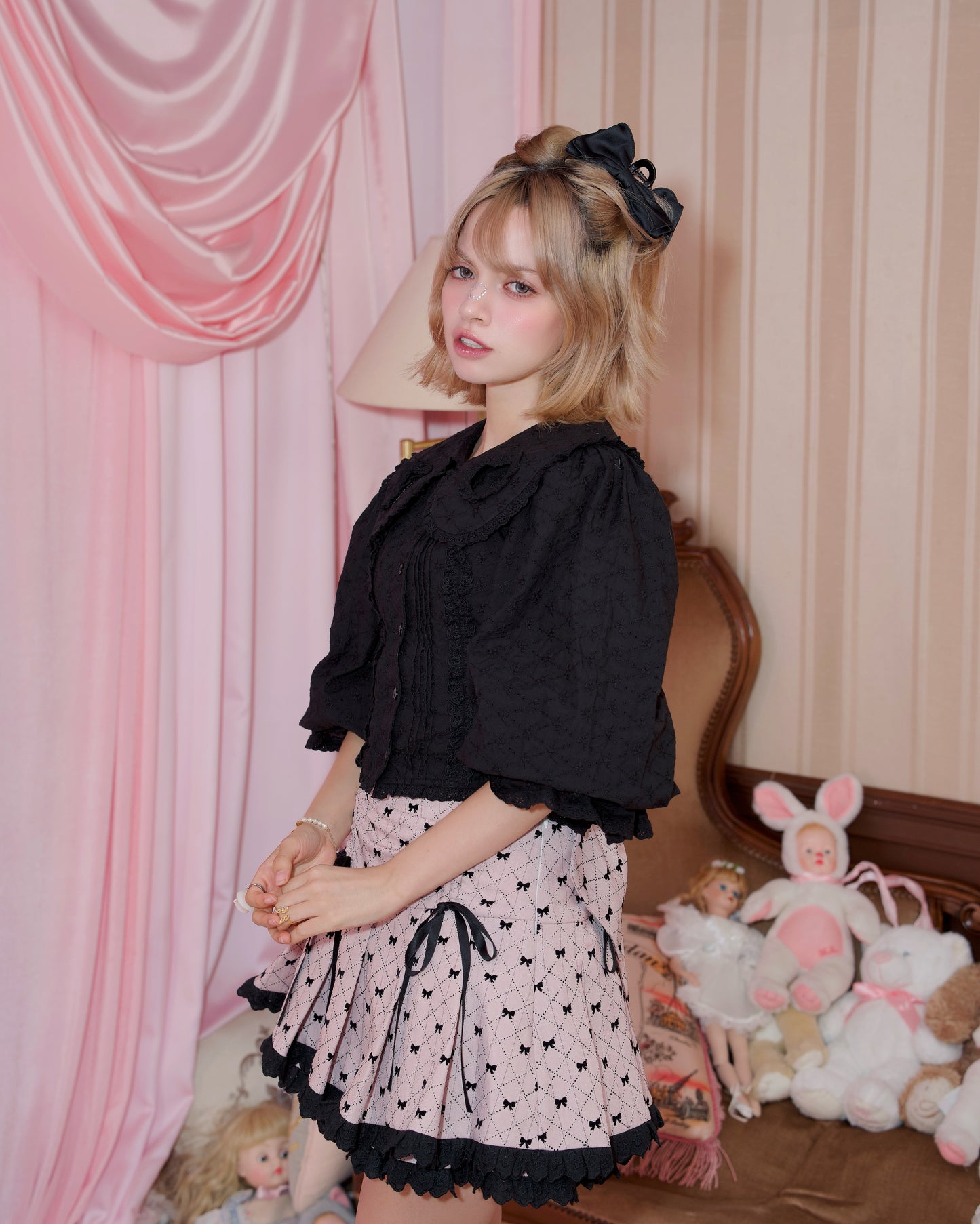 Heartstring Blouse - Black // PREORDER