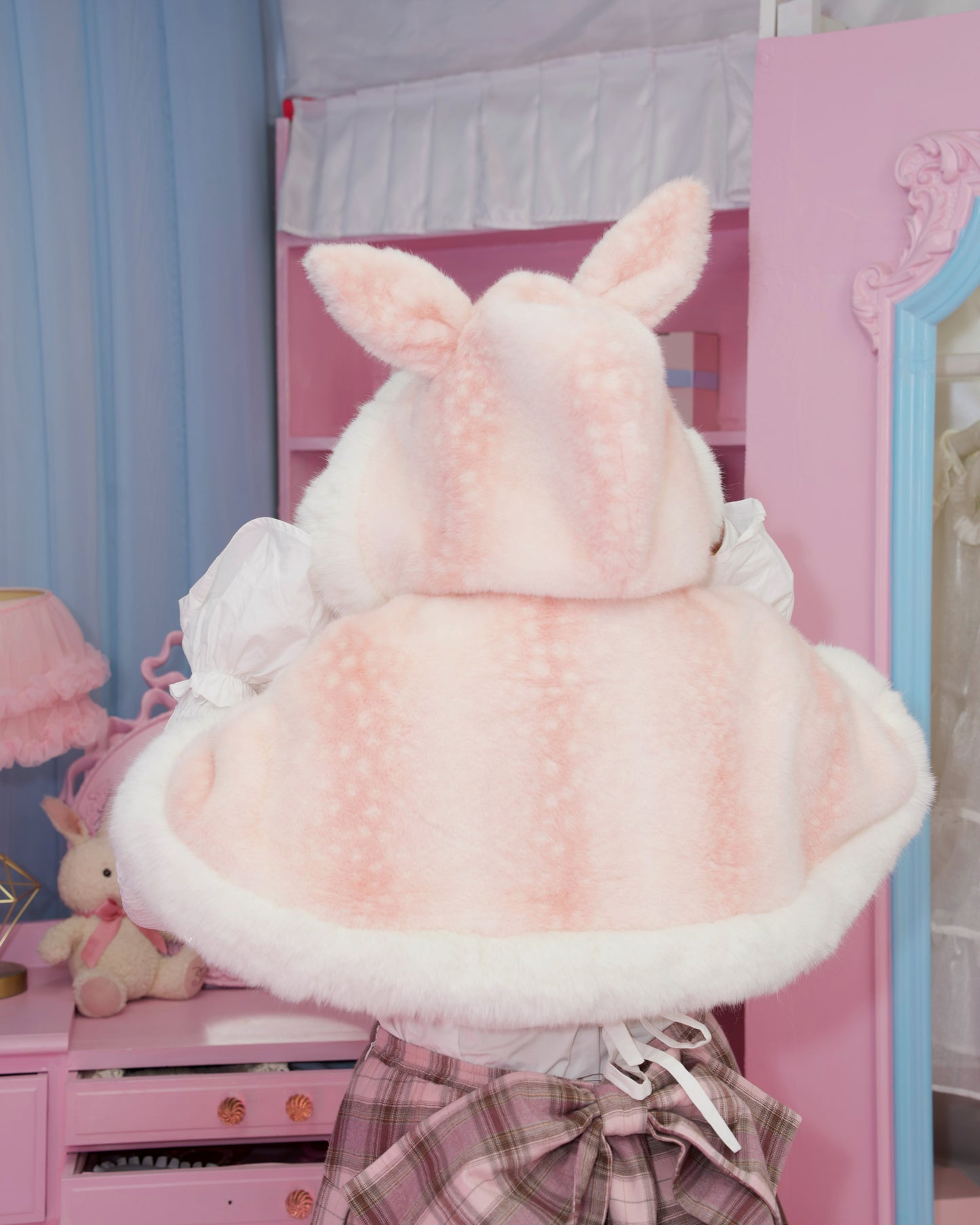Little Fawn Cape - Pink // PREORDER