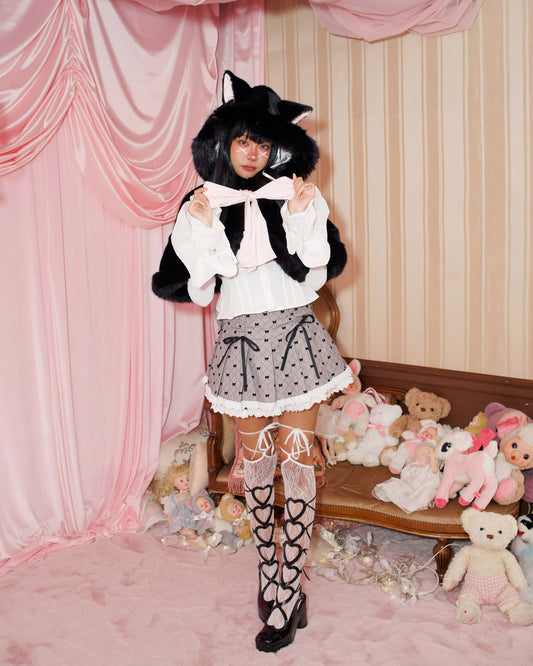 Little Kitten Cape - Black // PREORDER