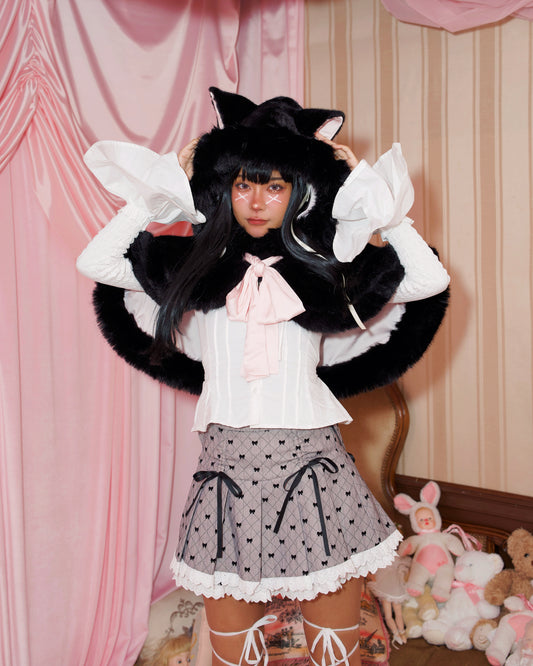 Little Kitten Cape - Black // PREORDER