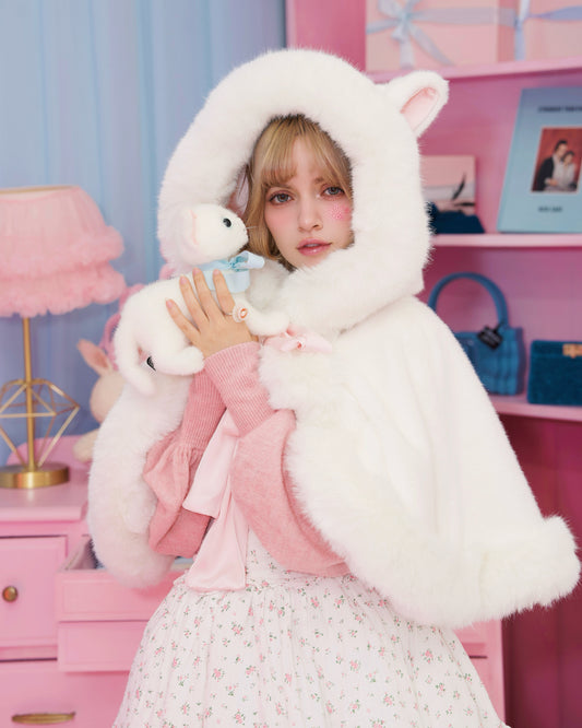 Little Kitten Cape - White // PREORDER