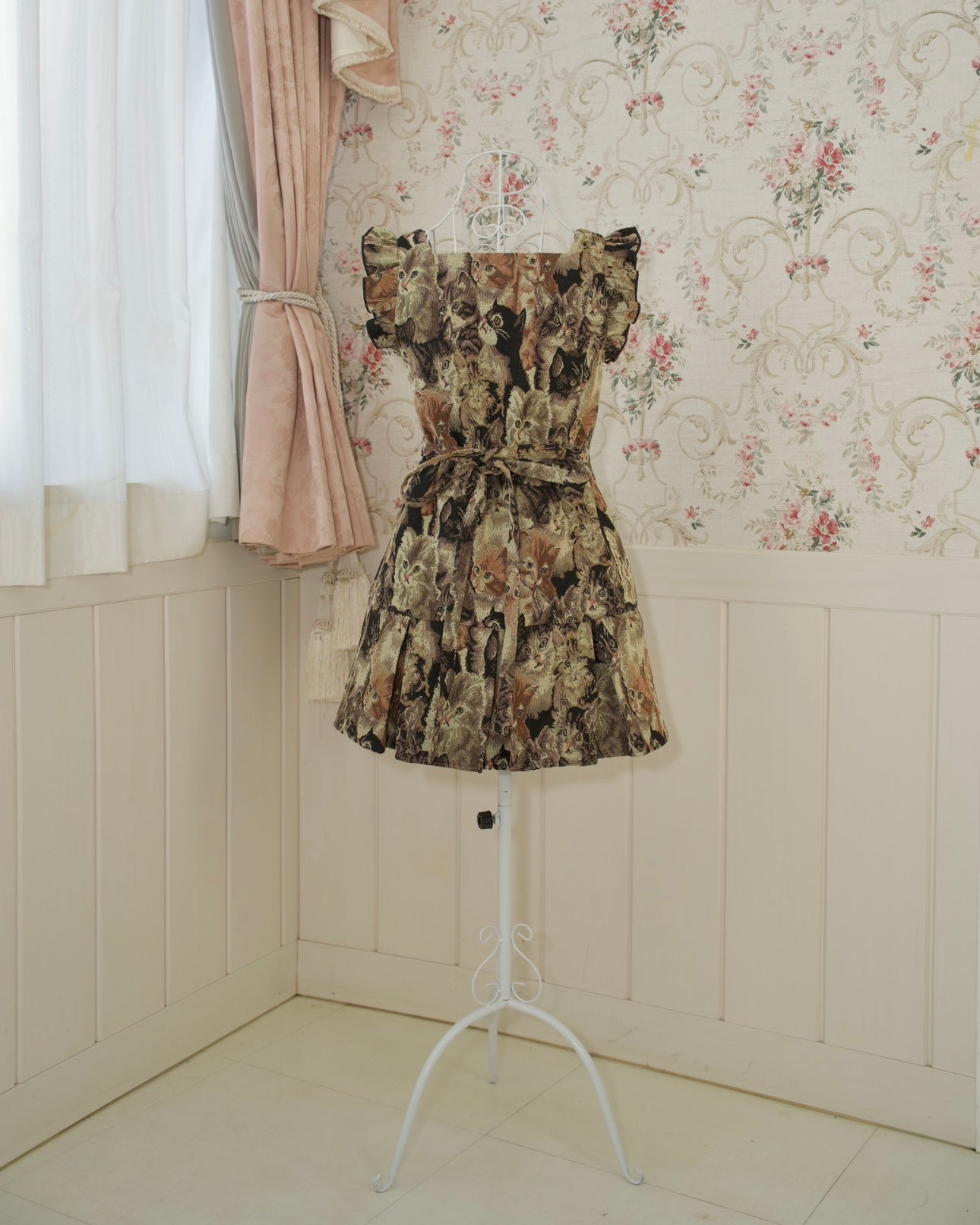 Prep School Idol Kitty Print DRESS