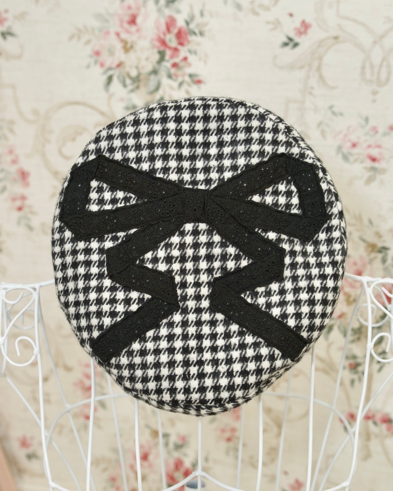 Prep School Idol Beret Black Houndstooth
