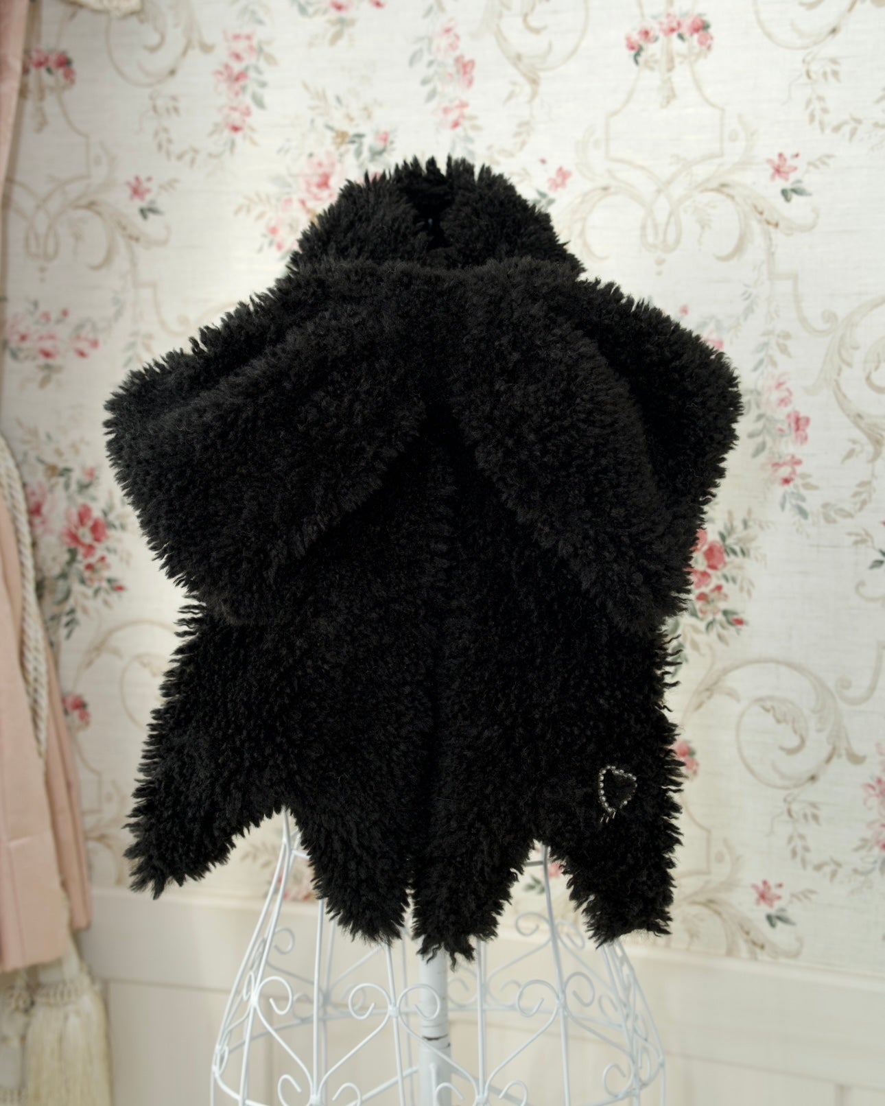 Fluffy Ribbon Scarf BLACK