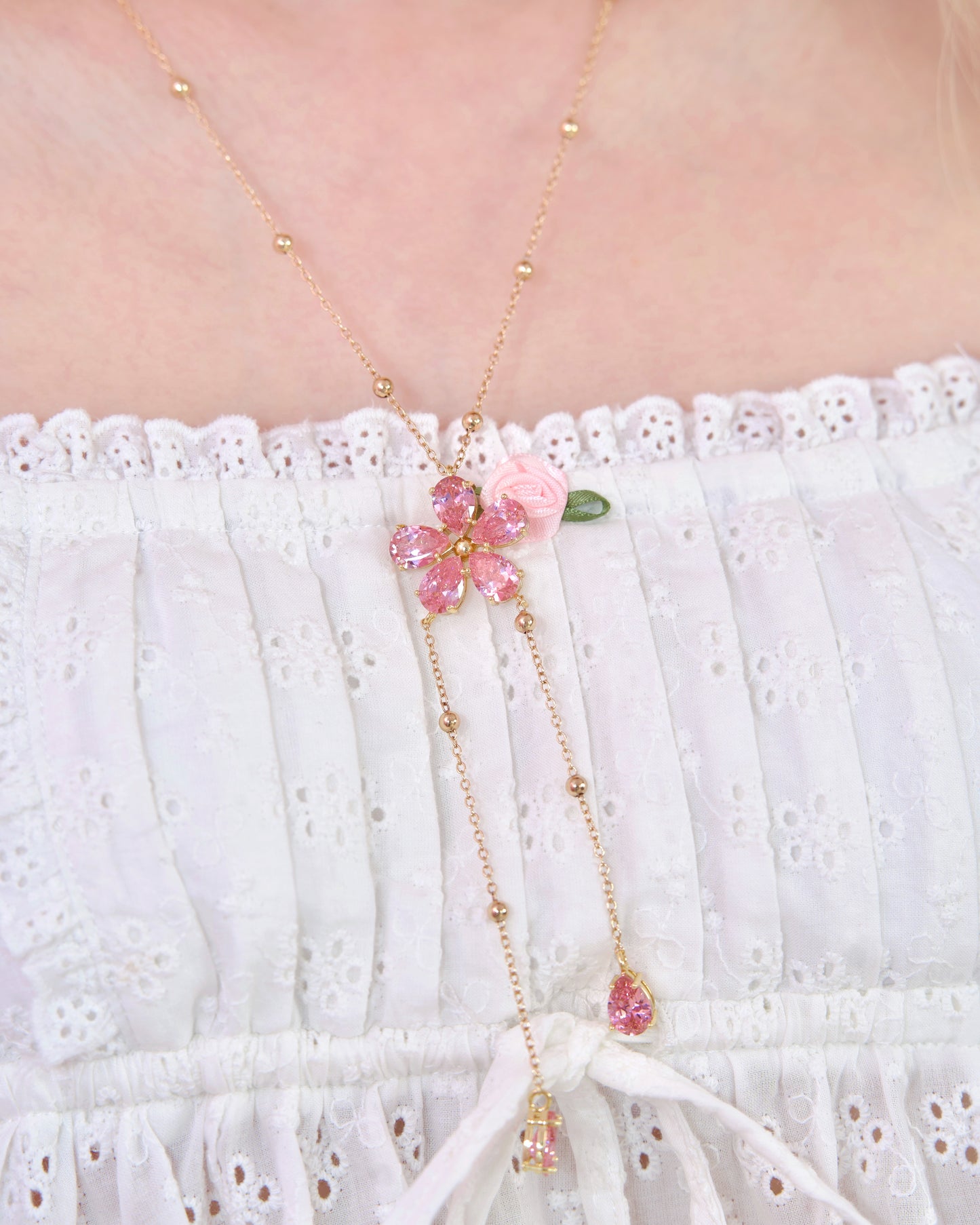 Sakura Petal Necklace - Gold