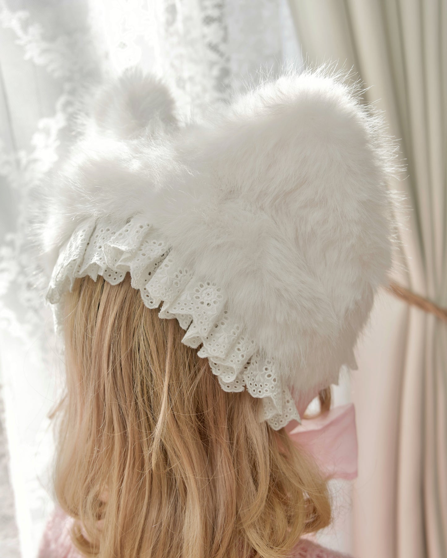 Kitty Dreams Ribbon Bonnet - White // PREORDER