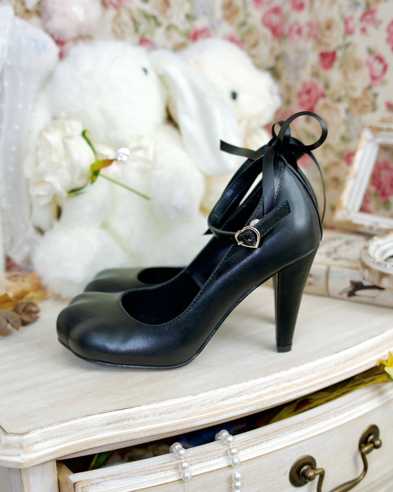 Kitty Heels BLACK