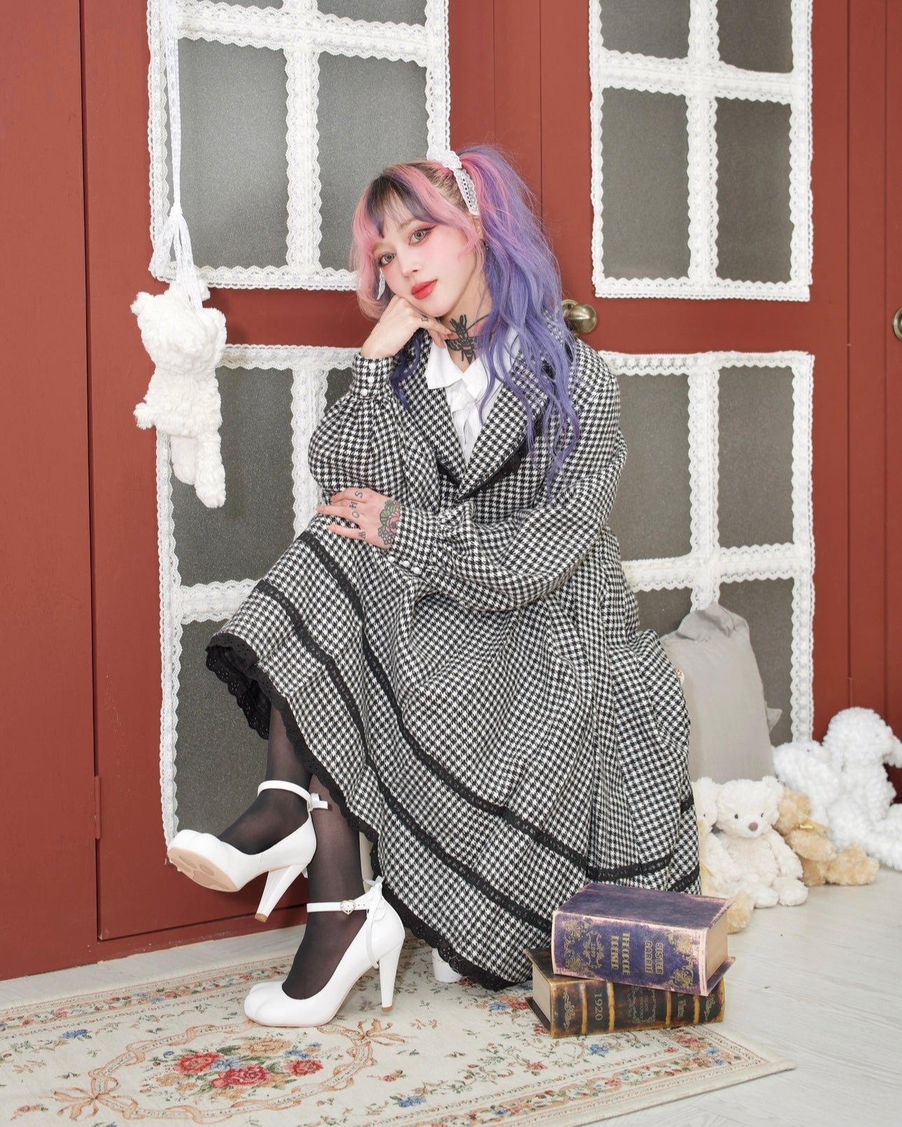 Prep School Idol Long Skirt Black Houndstooth
