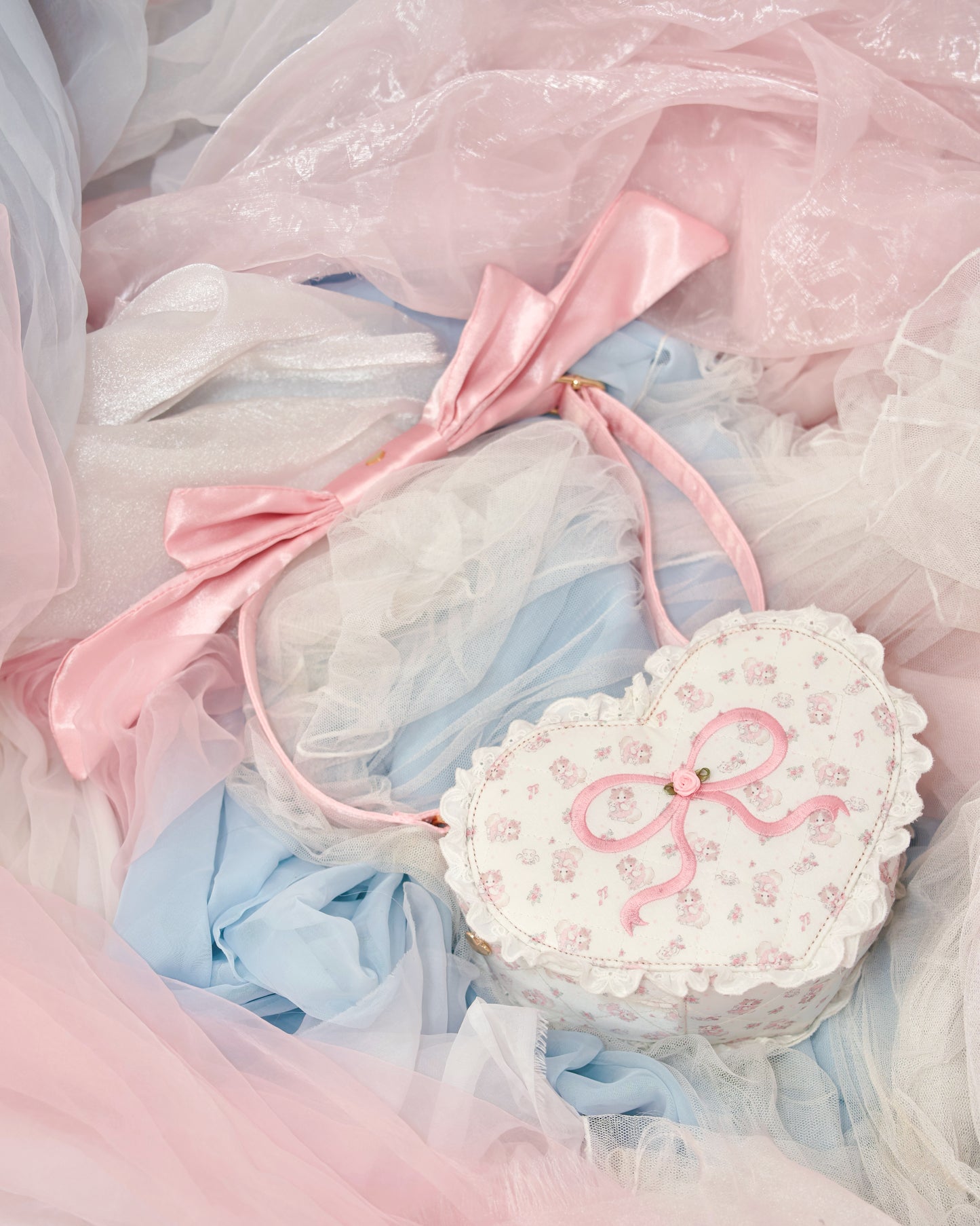 Ragdoll Kitty Quilted Ribbon Strap Bag