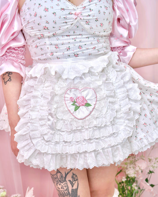Cottage Frill Apron - White
