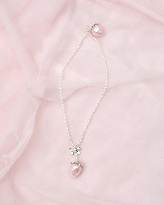 Strawberry Kiss Pearl Necklace - Pink // PREORDER