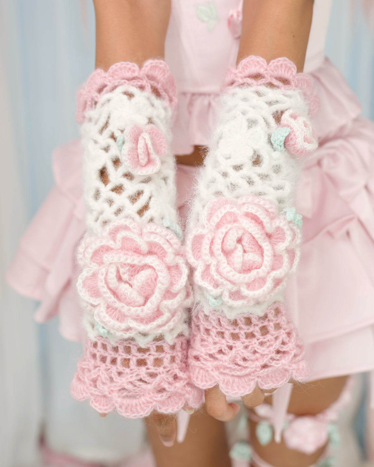 Rose Hand Crochet Arm Warmers - Pink