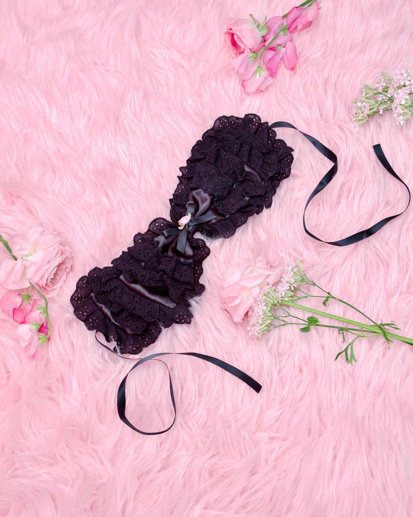 Blushing Petal Puff Headdress - Black
