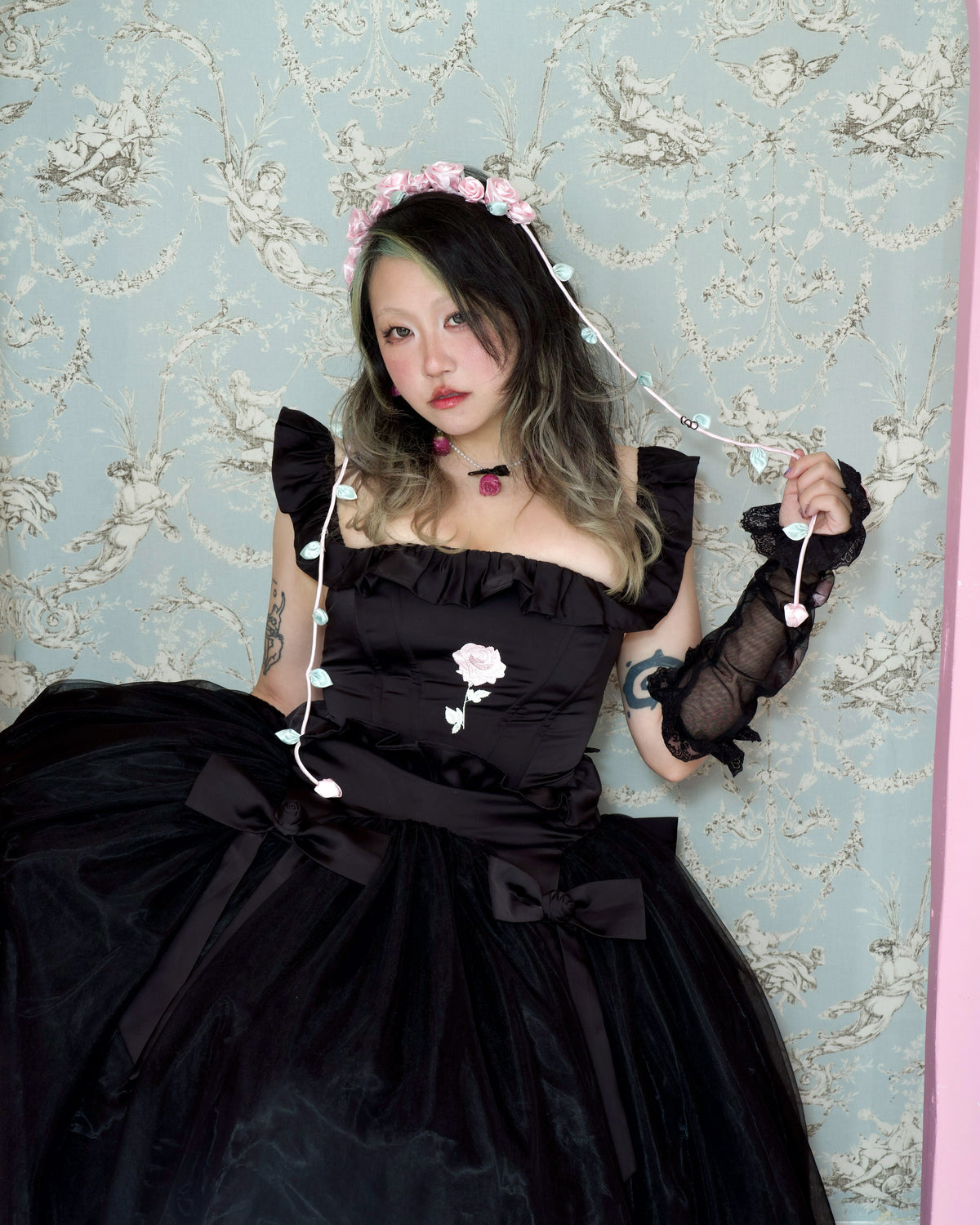 Rosy Romance Corset Top - Black // PREORDER