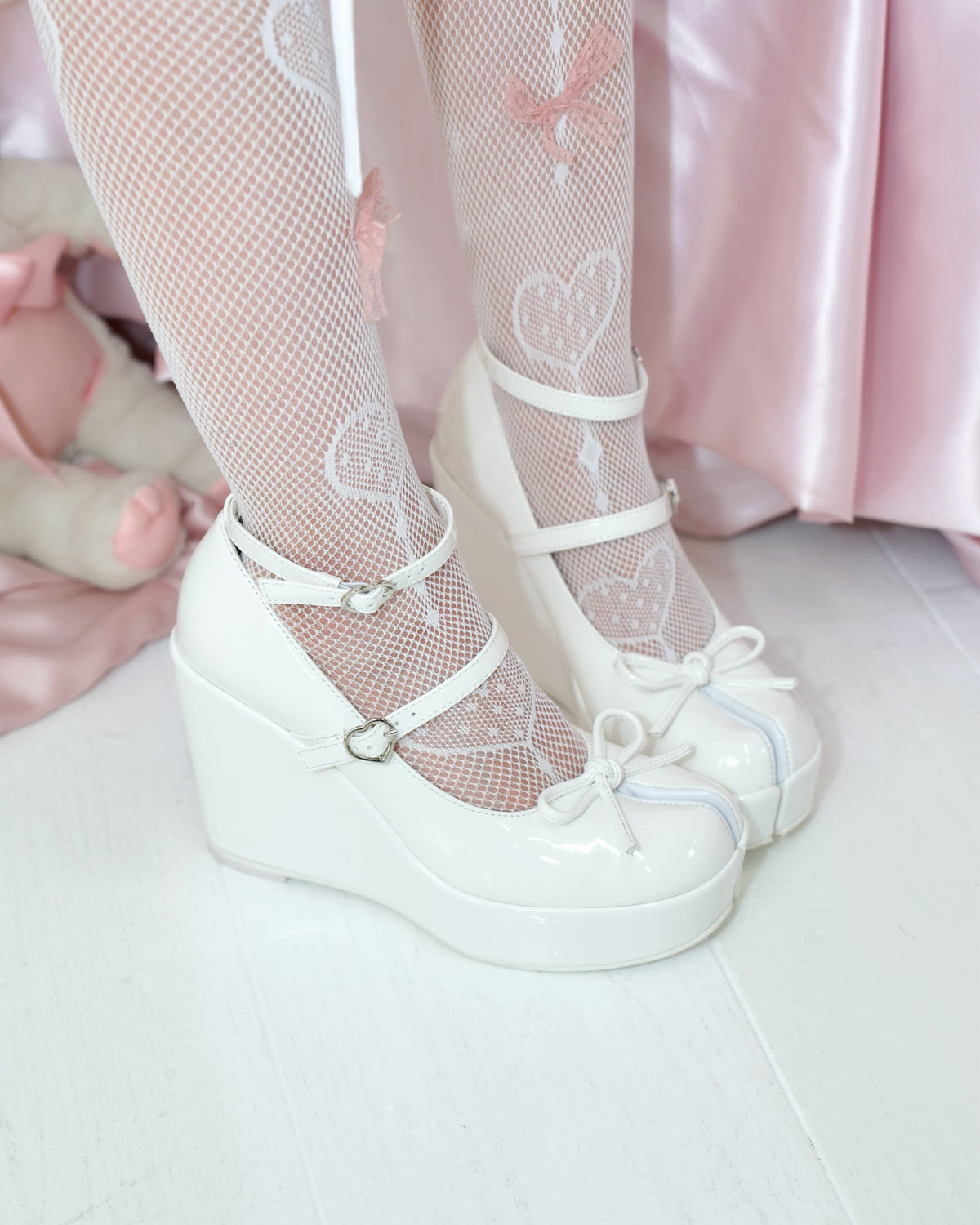 Little Lamb Tabi Wedge Heels - White // PREORDER