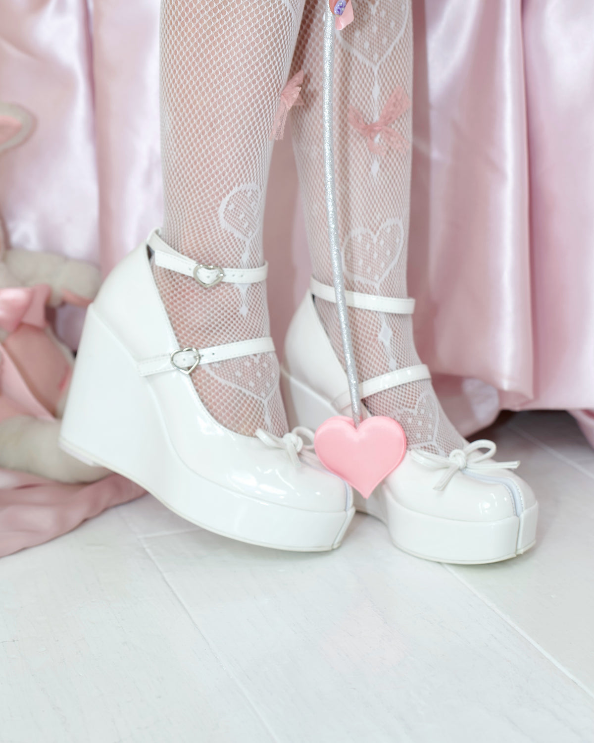 Little Lamb Tabi Wedge Heels - White // PREORDER