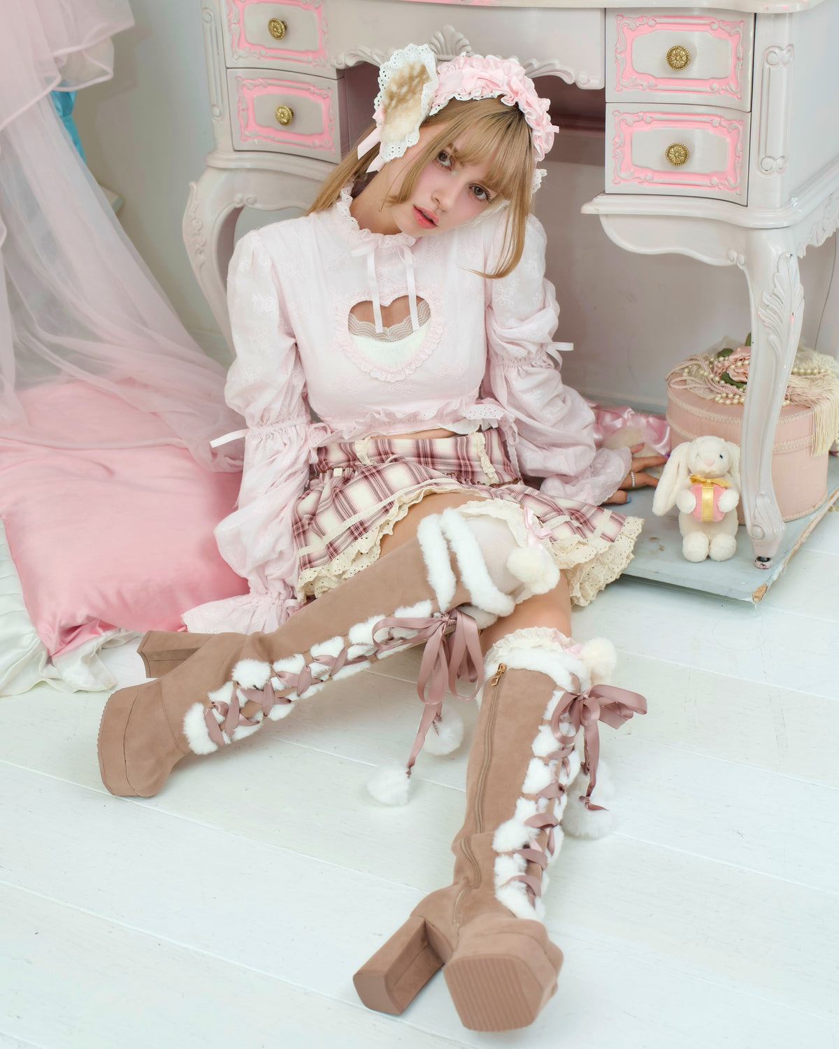 Snow Kitty Boots - Brown // PREORDER