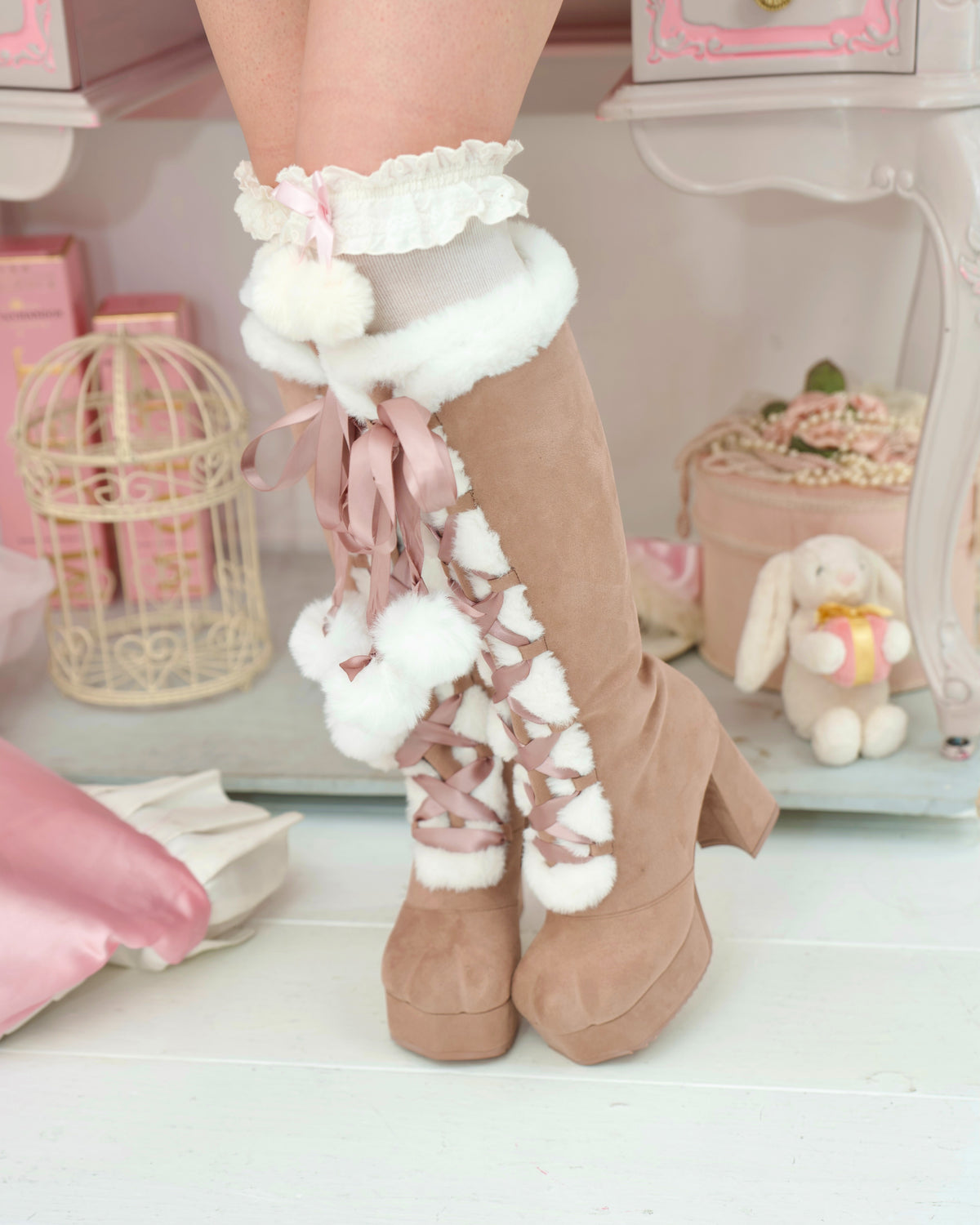 Snow Kitty Boots - Brown // PREORDER
