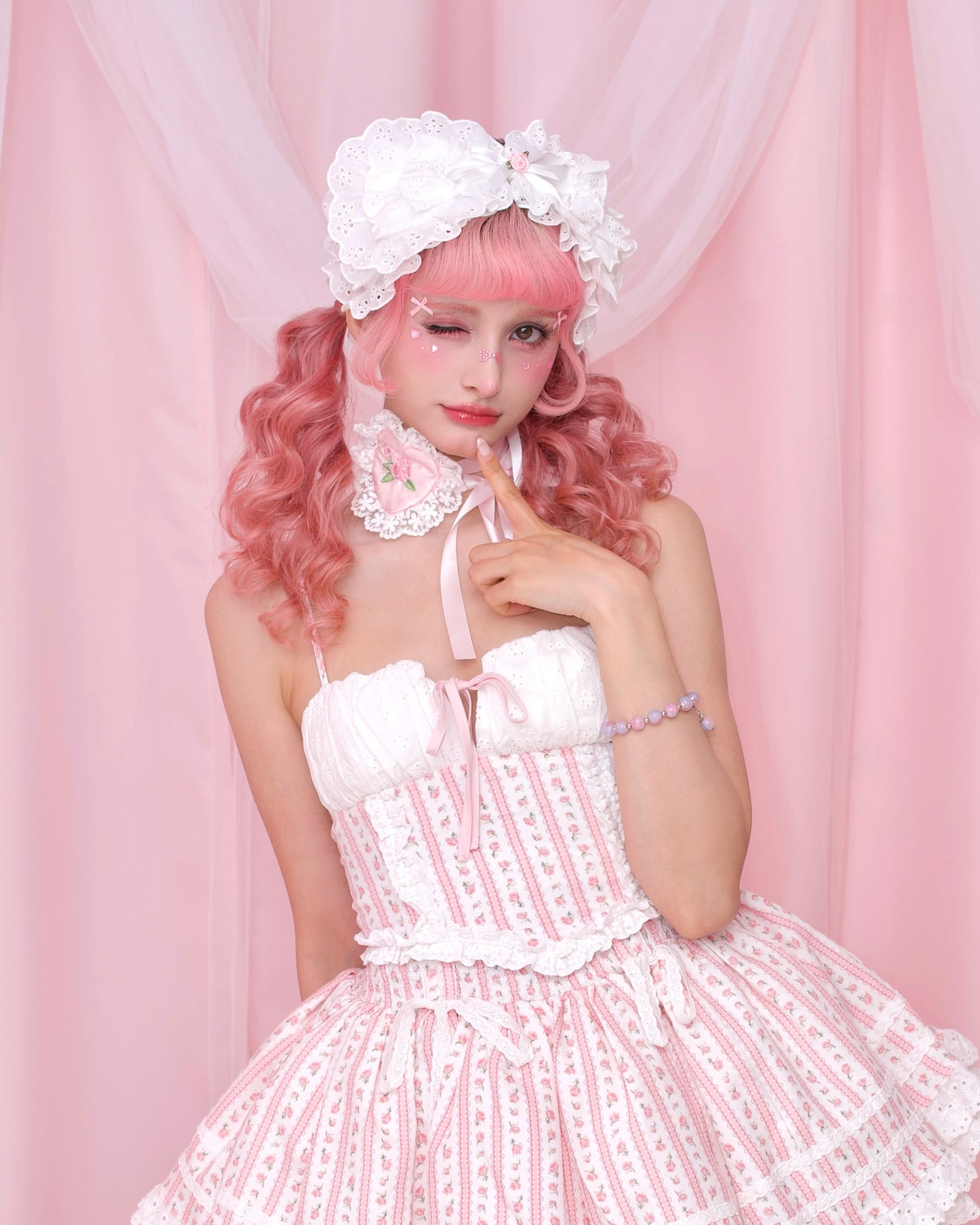 Blushing Petal Puff Headdress - White