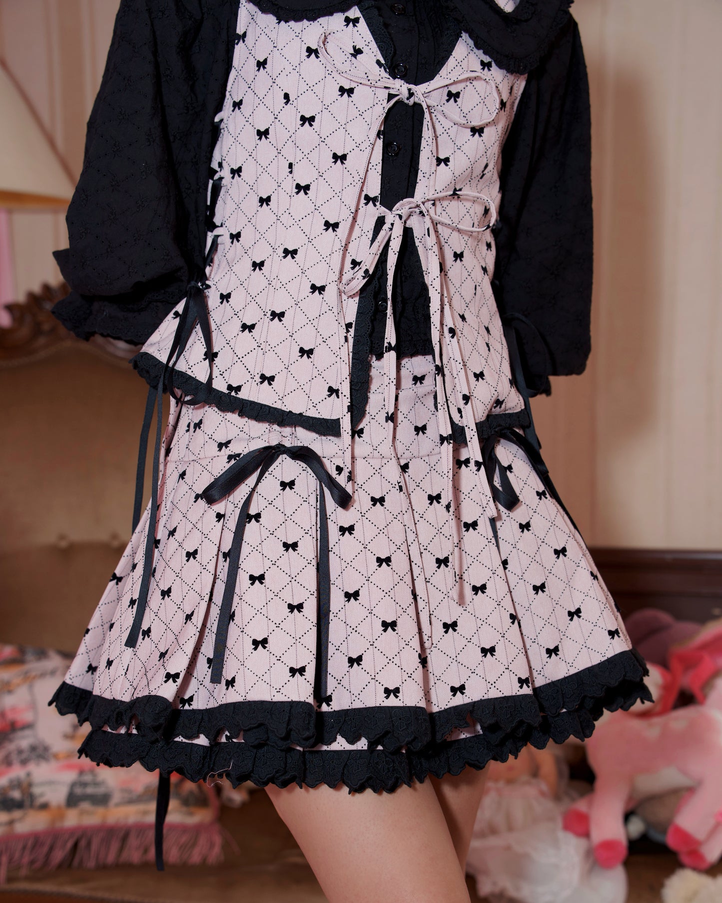 Ribboned Charm Set Vest - Pink // PREORDER