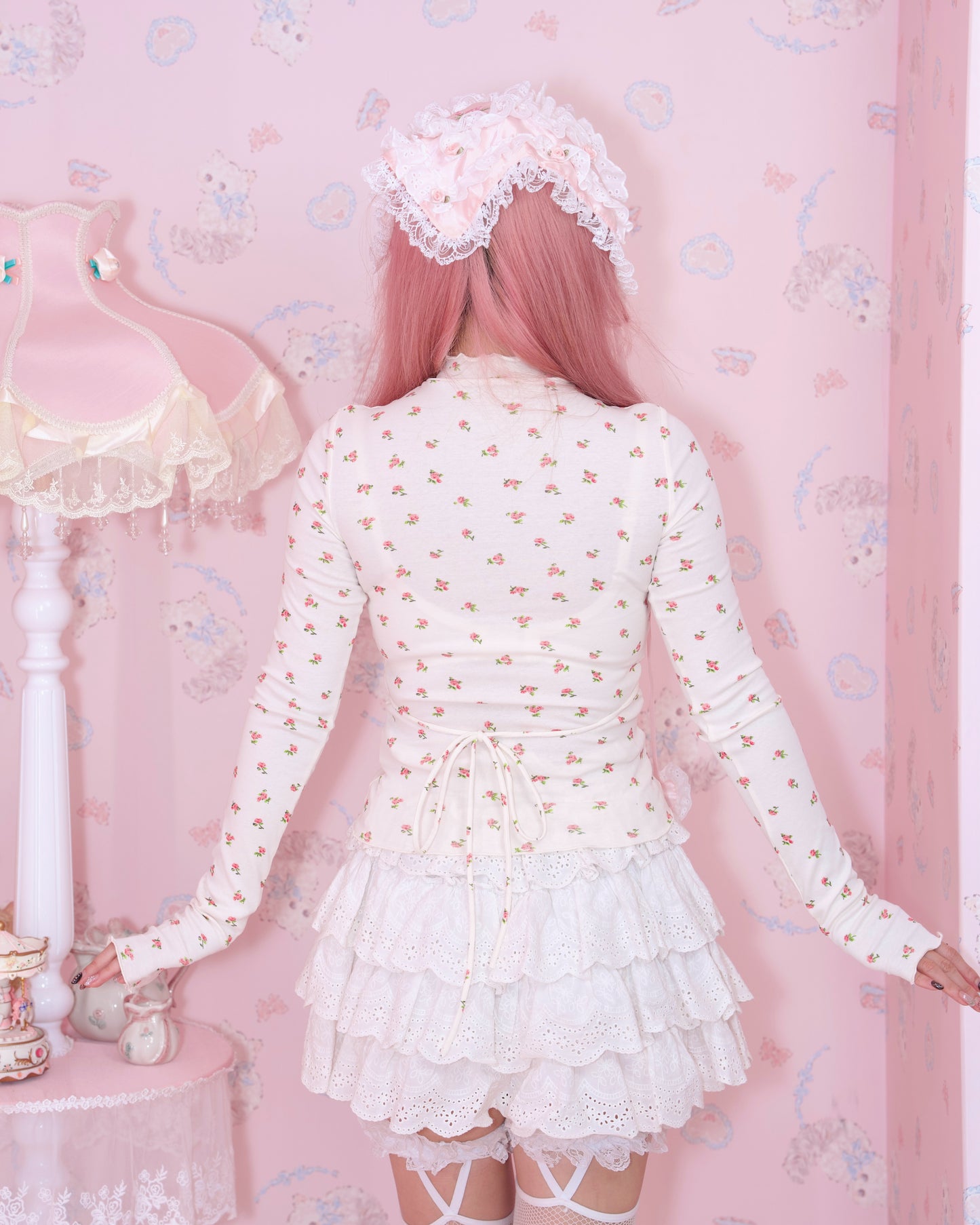 Your Dream Turtleneck - Floral White // PREORDER