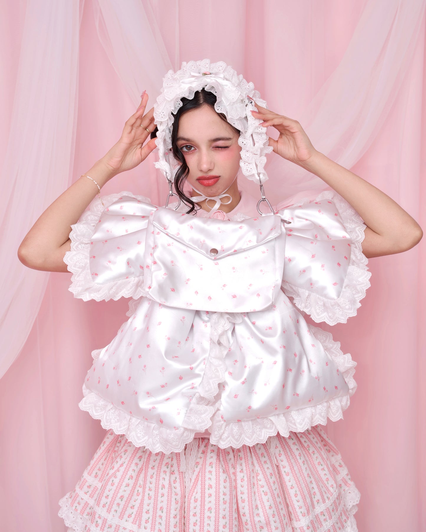 Sweet Rosette Bow Bag