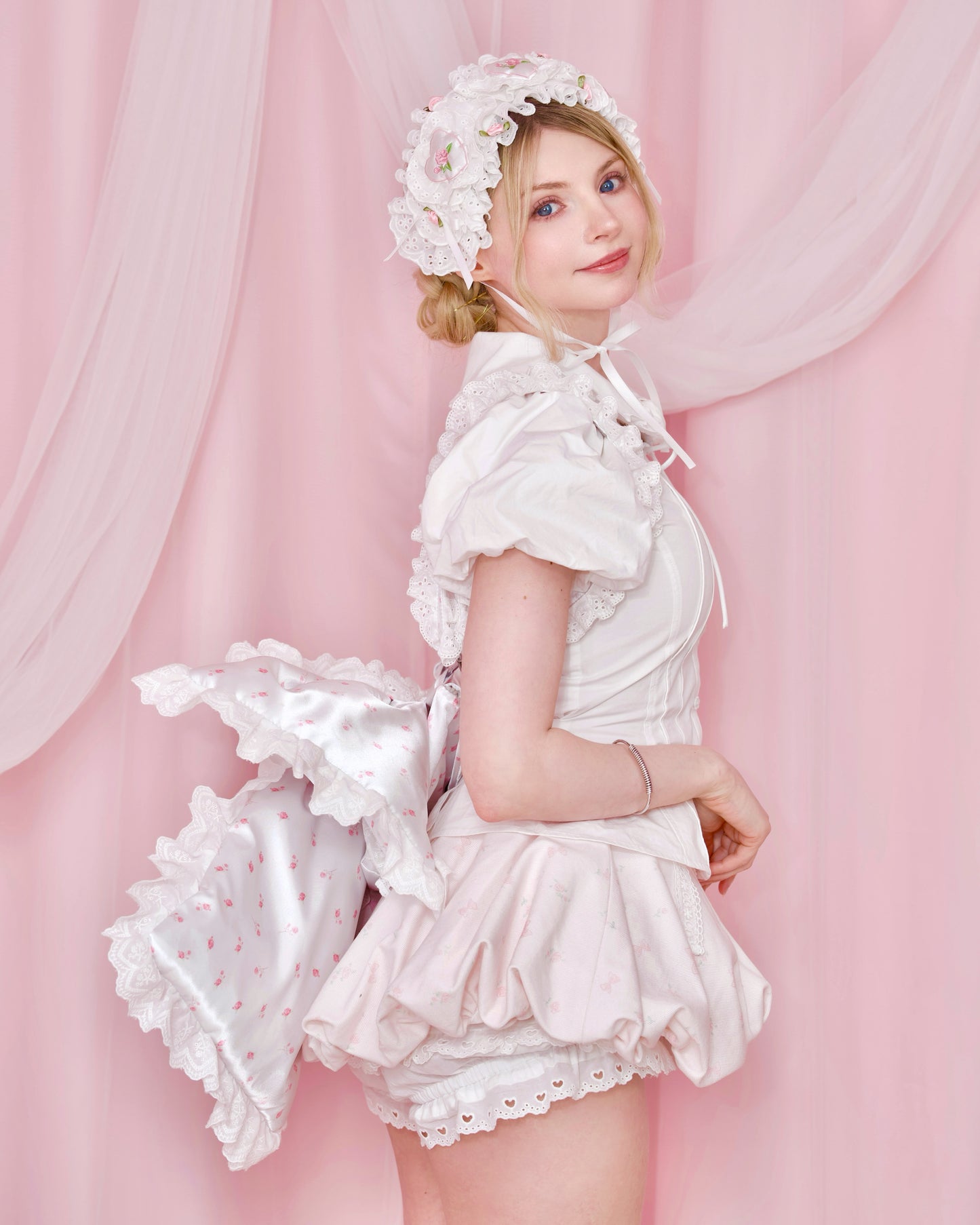 Sweet Rosette Bow Bag