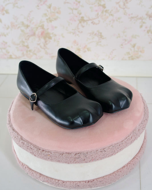 Kitty Flats Black PREORDER