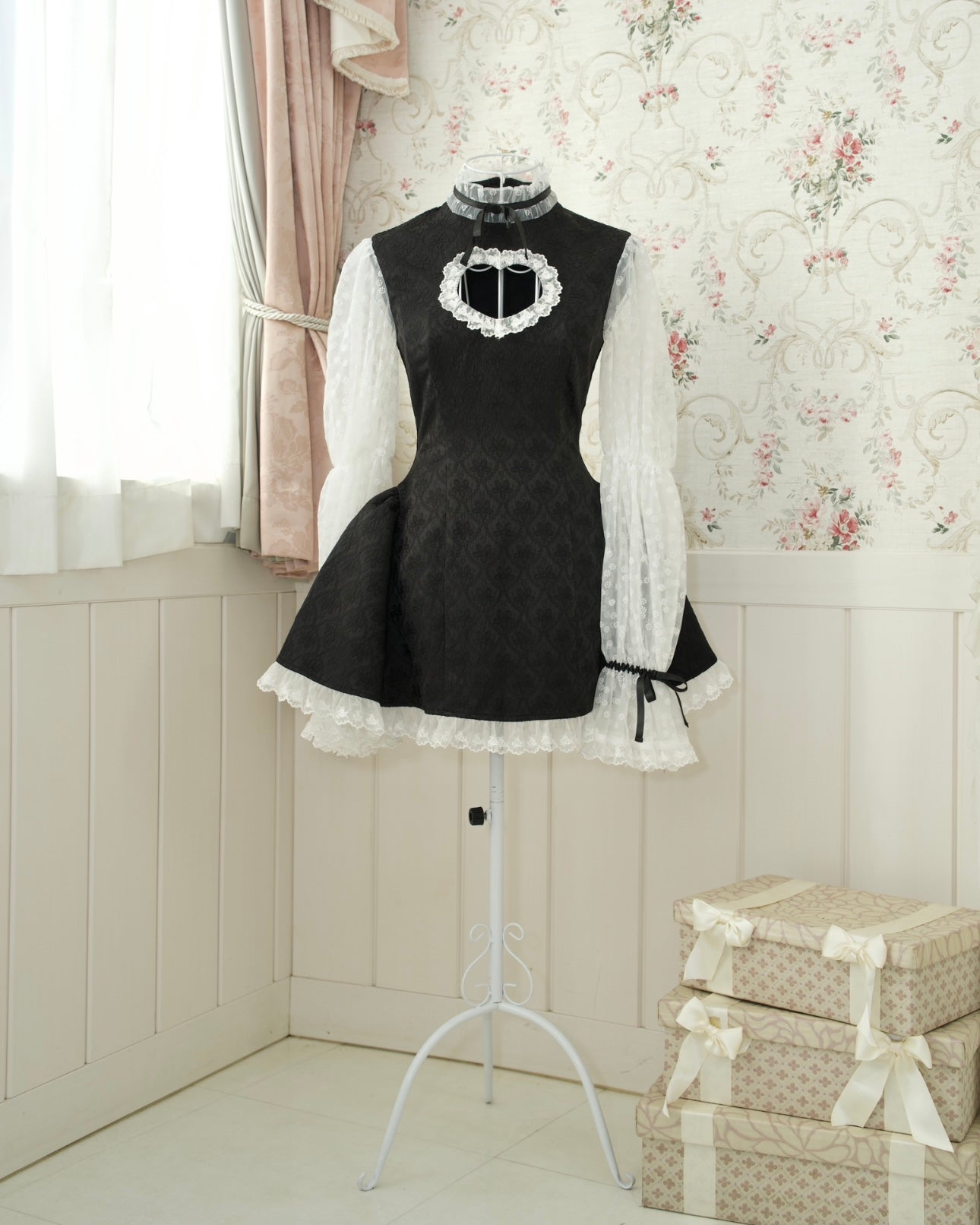 Cherub's Touch Heart Cutout Dress BLACK // PREORDER