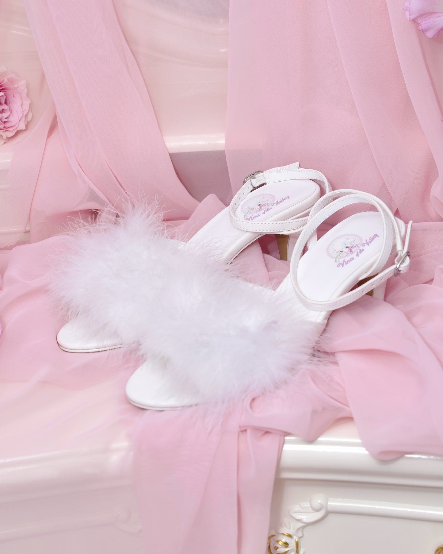Fuwa Fuwa Low Heel Sandals - White // PREORDER