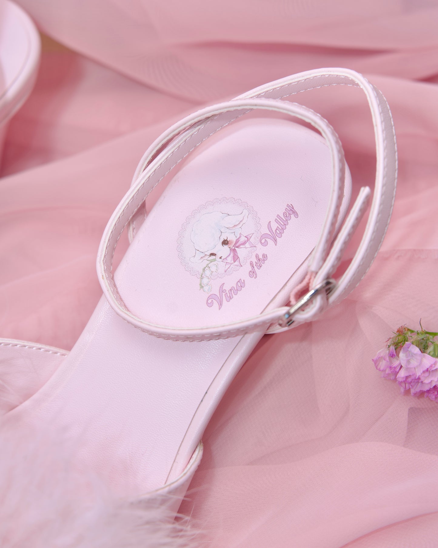 Fuwa Fuwa Low Heel Sandals - Pink // PREORDER