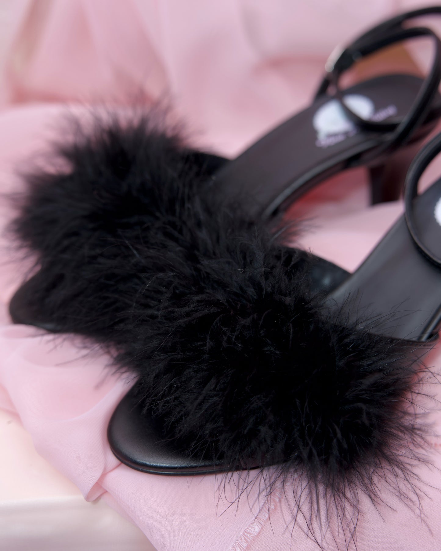 Fuwa Fuwa Low Heel Sandals - Black // PREORDER