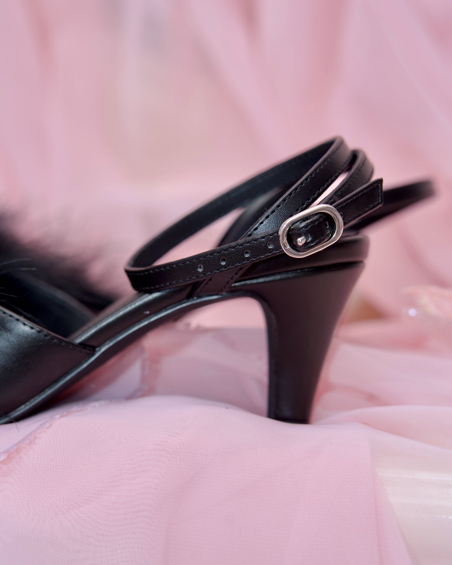 Fuwa Fuwa Low Heel Sandals - Black // PREORDER