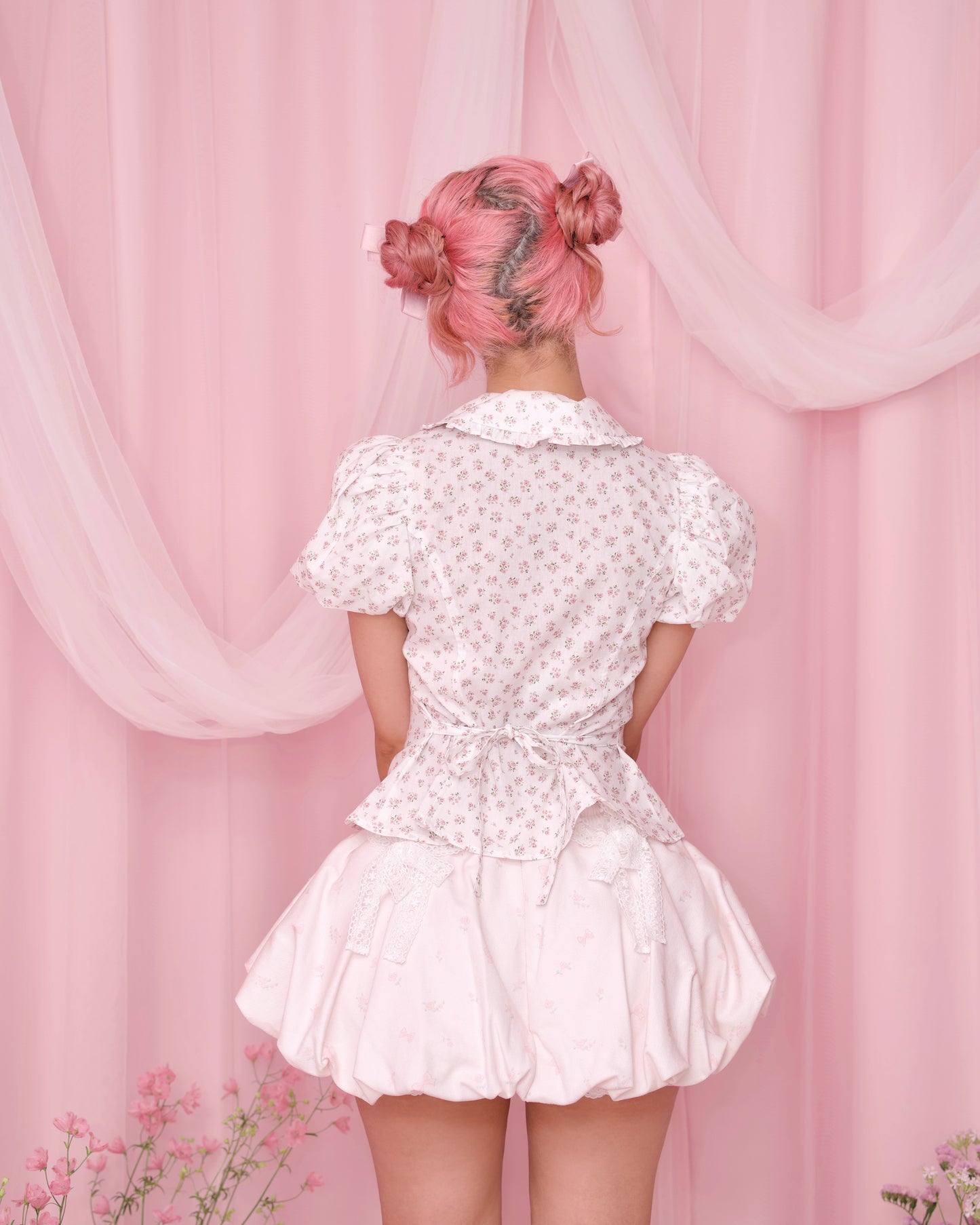 Rosa D'Amour Shortsleeve Blouse - White x Pink Floral