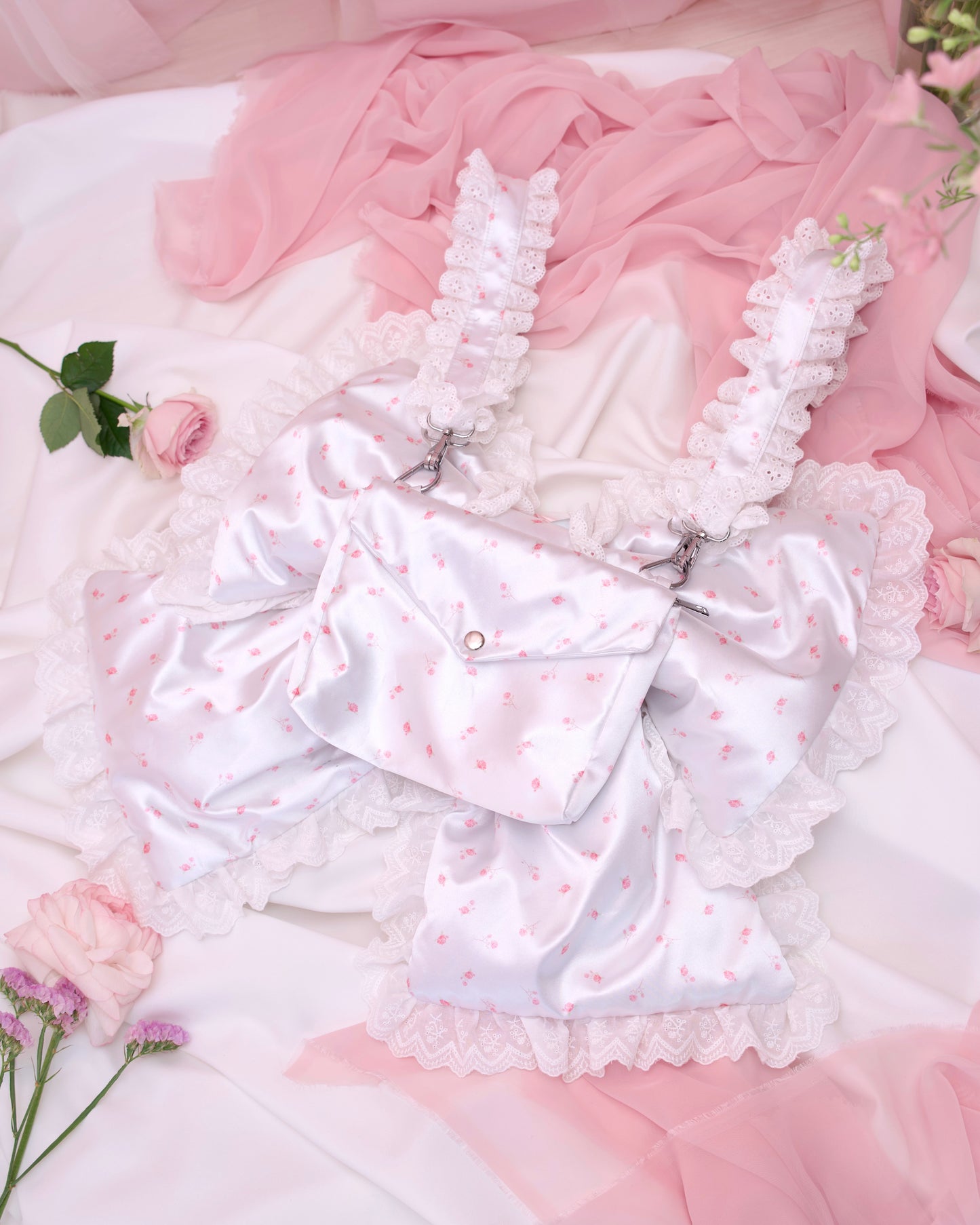 Sweet Rosette Bow Bag