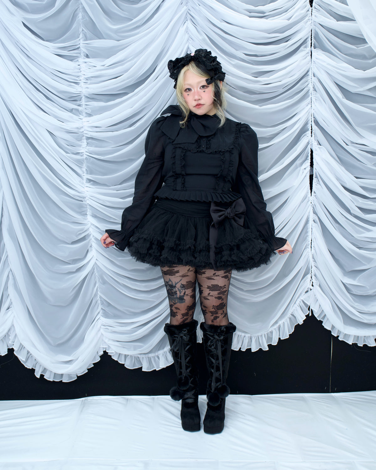 Dear Juliet Ribbon Blouse - Black // PREORDER
