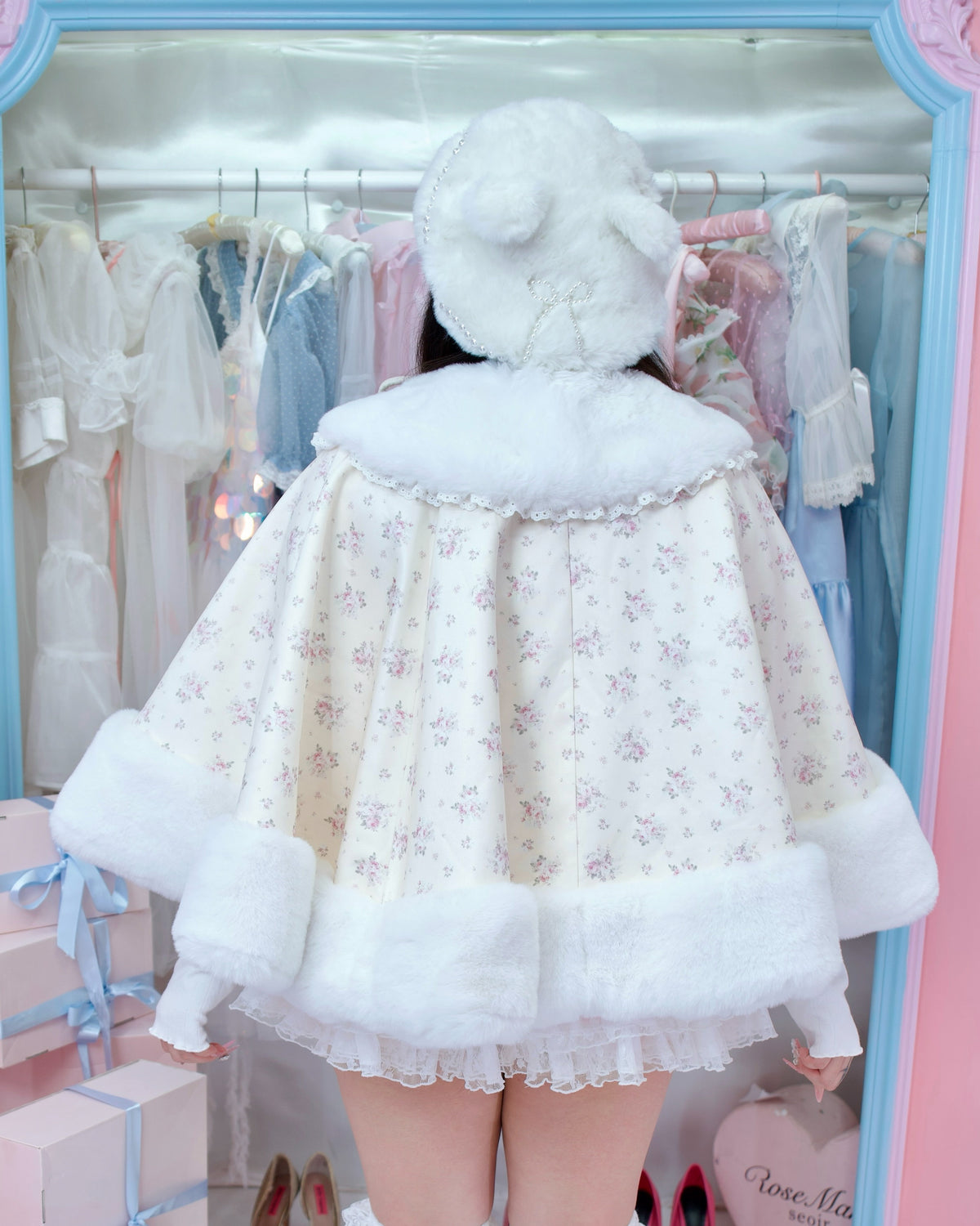 Sugarplum Cape Jacket - Cream // PREORDER