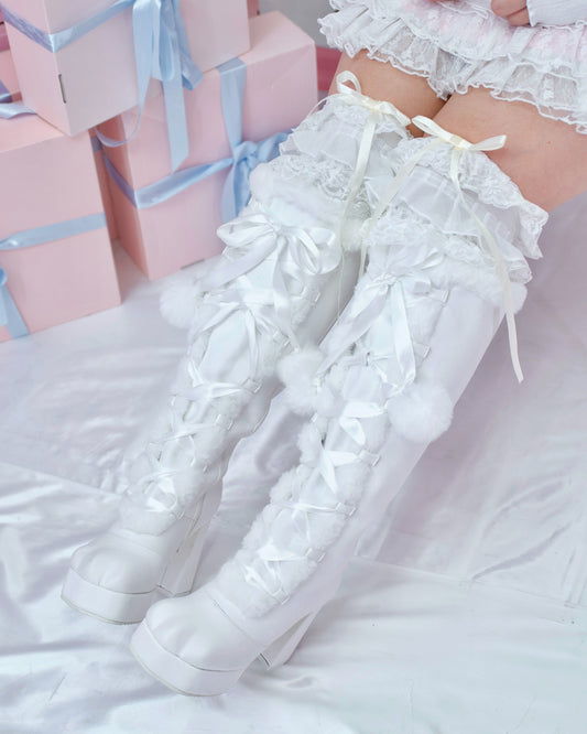 Snow Kitty Boots - White // PREORDER
