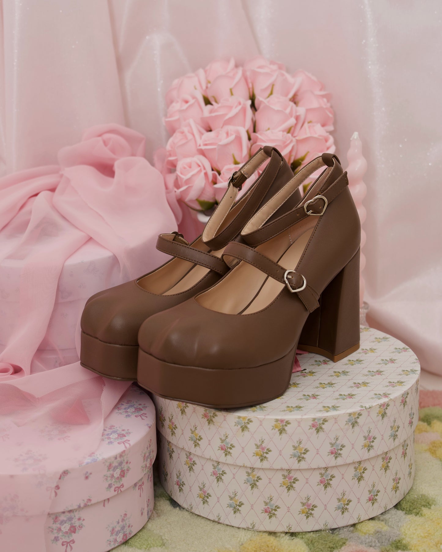 Kitty Platform Heels Brown PREORDER