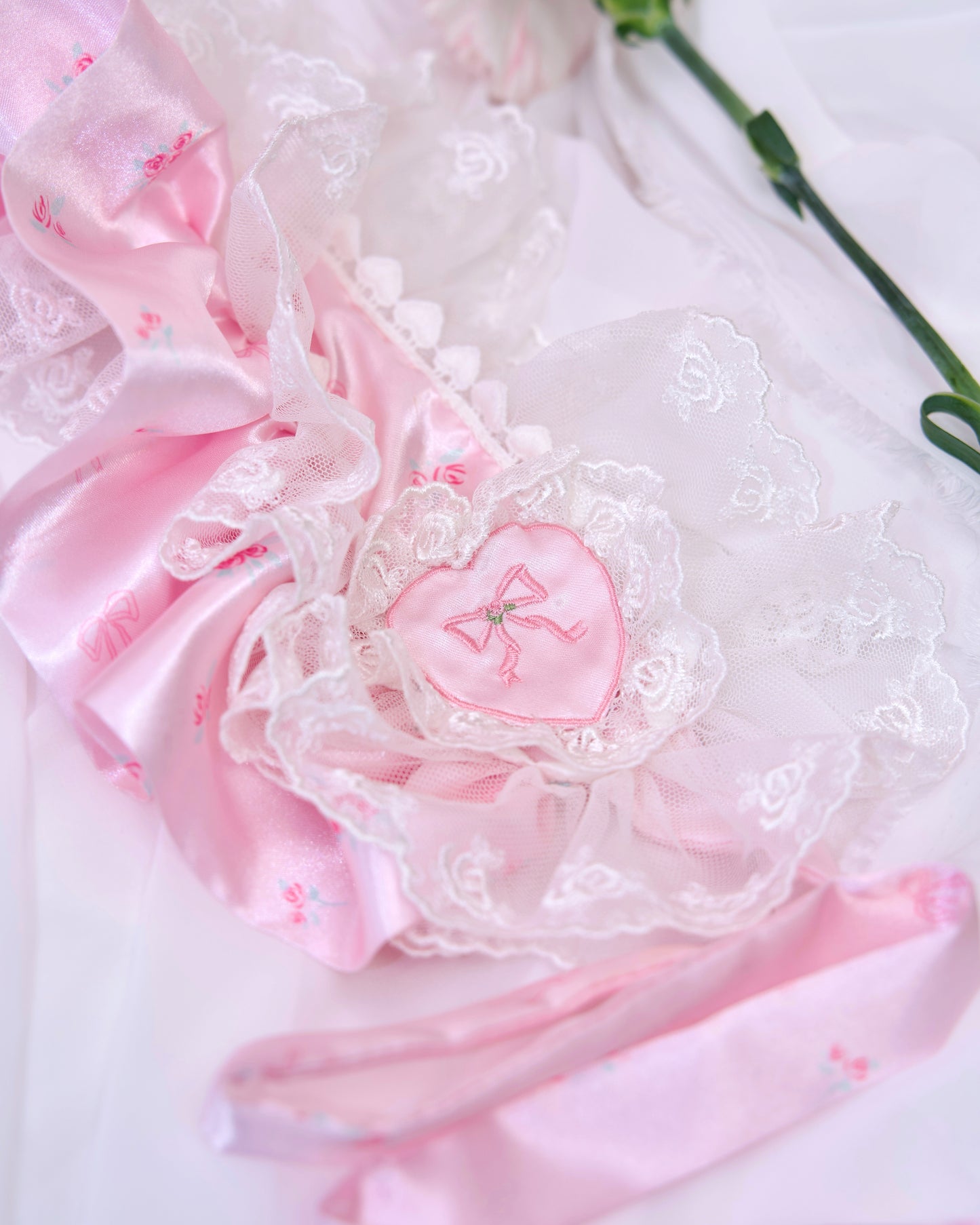 Rosette Ruffle Bonnet - Pink // PREORDER