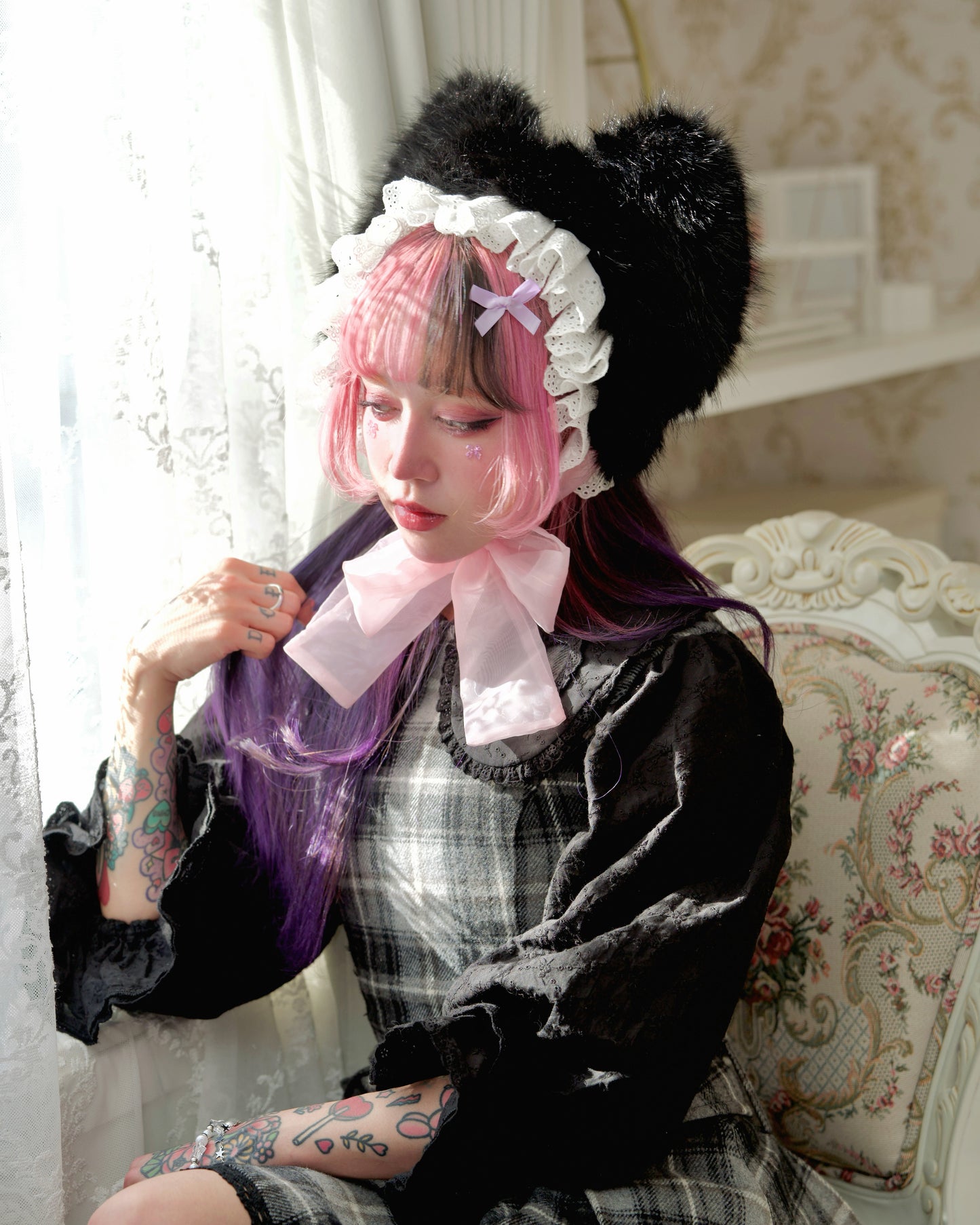 Kitty Dreams Ribbon Bonnet - Black // PREORDER