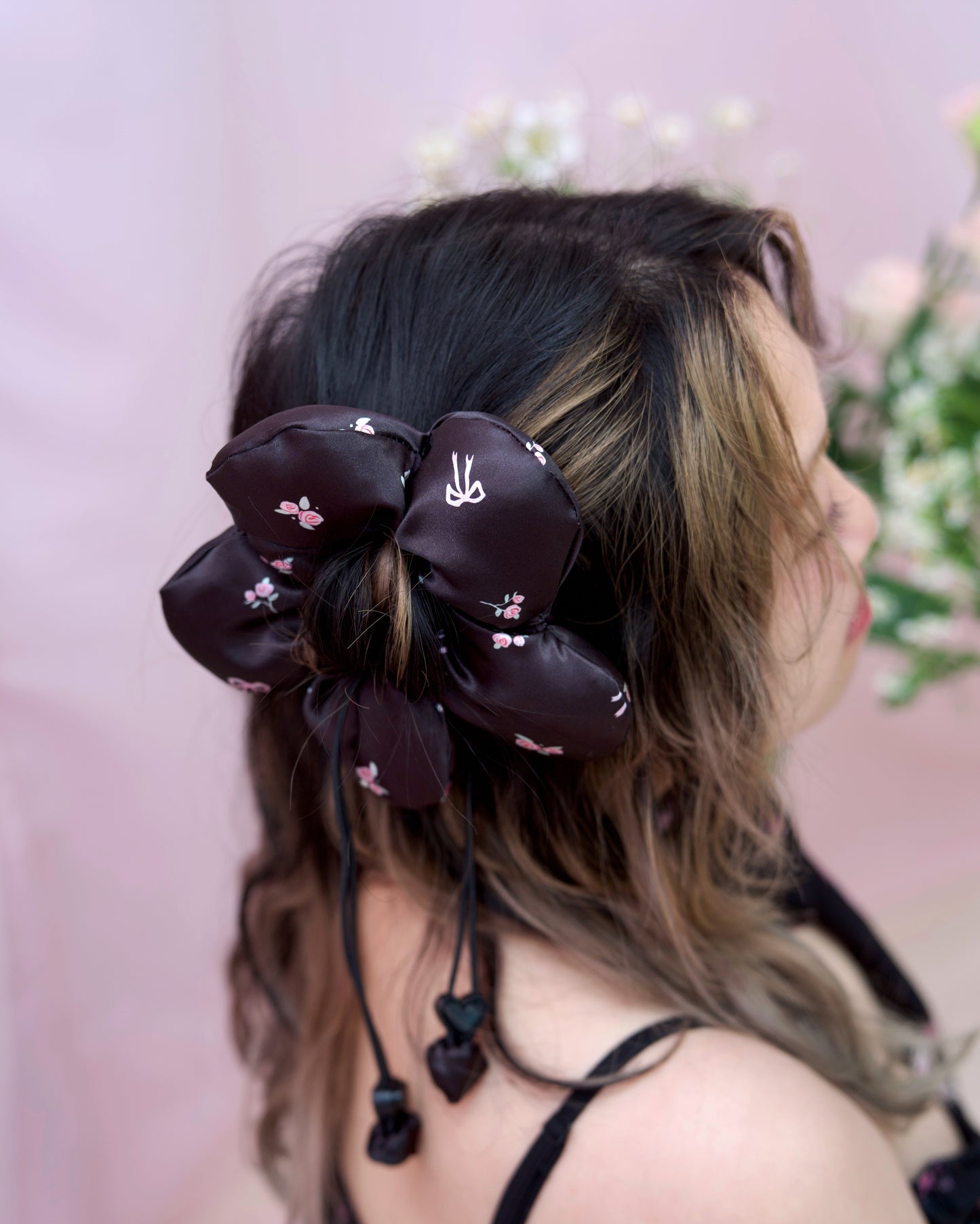 Your Little Flower Scrunchie - Black