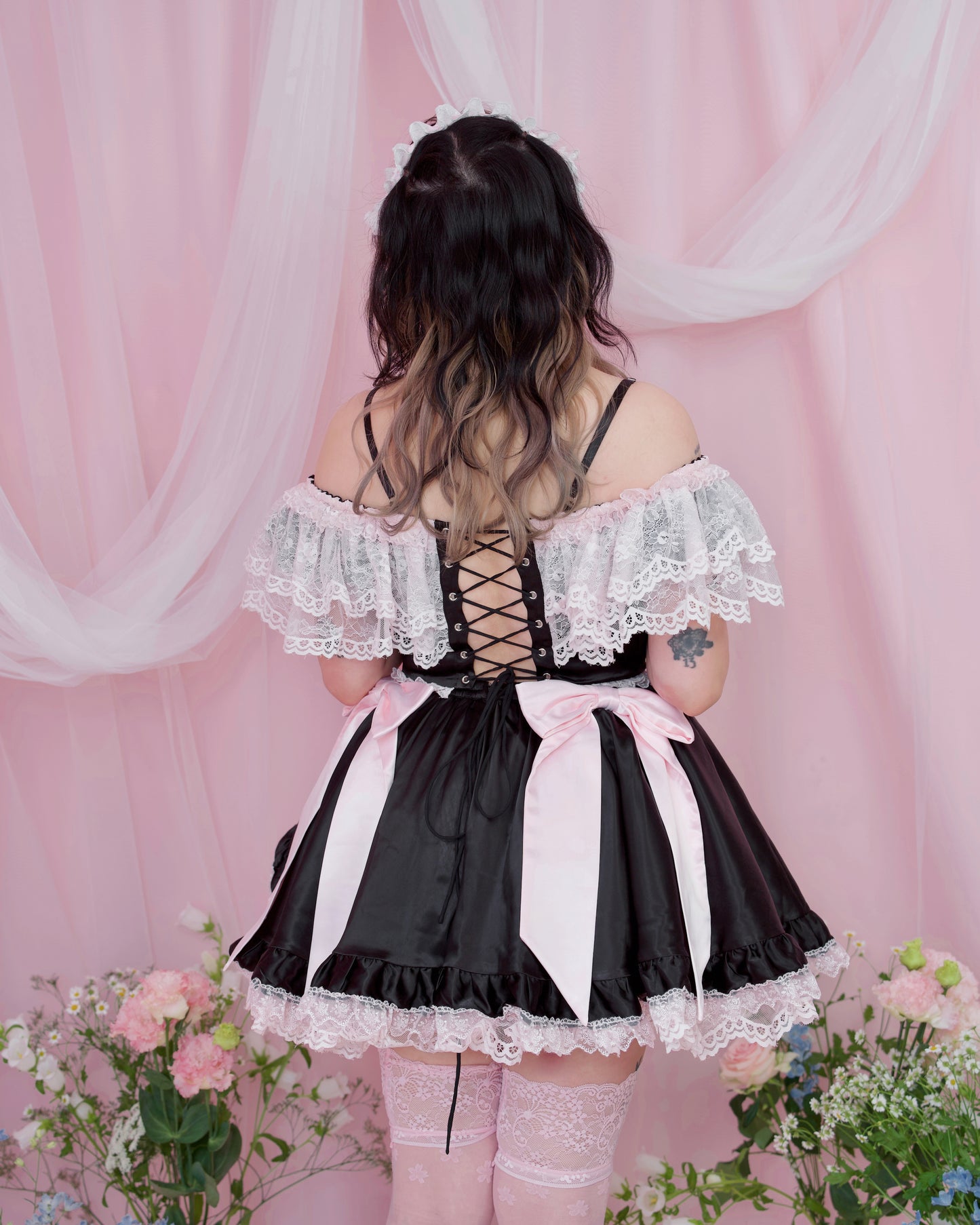 Rose Soirée Ball Gown Lace Up Bustier - Black // PREORDER