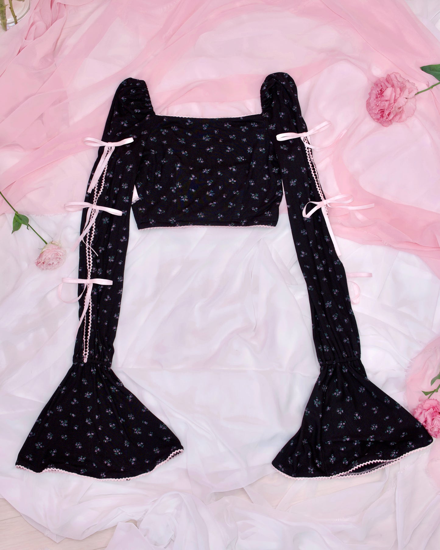 Promenade Daydream Cardigan - Black // PREORDER