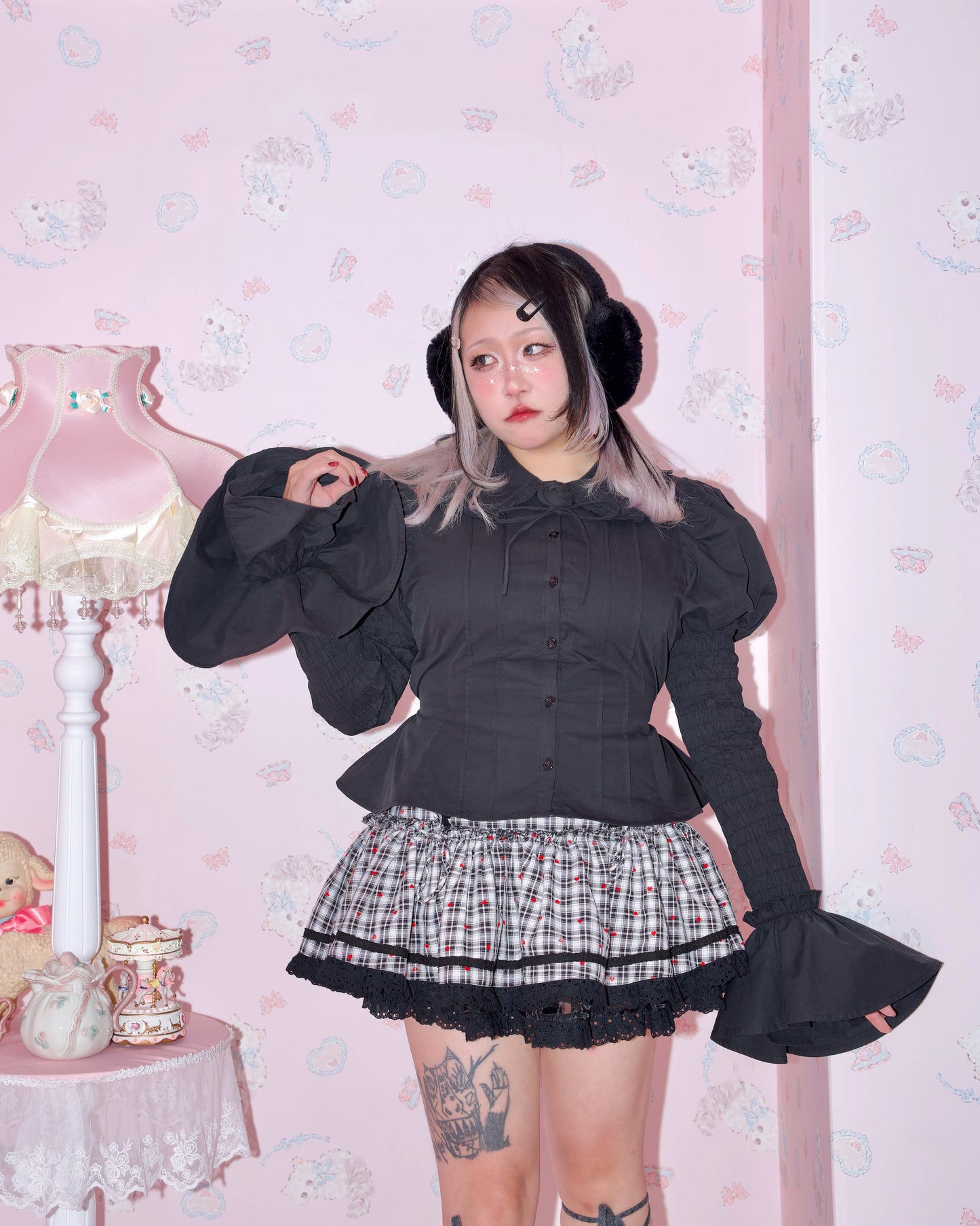 Rosa d’Amour Blouse - Black // PREORDER