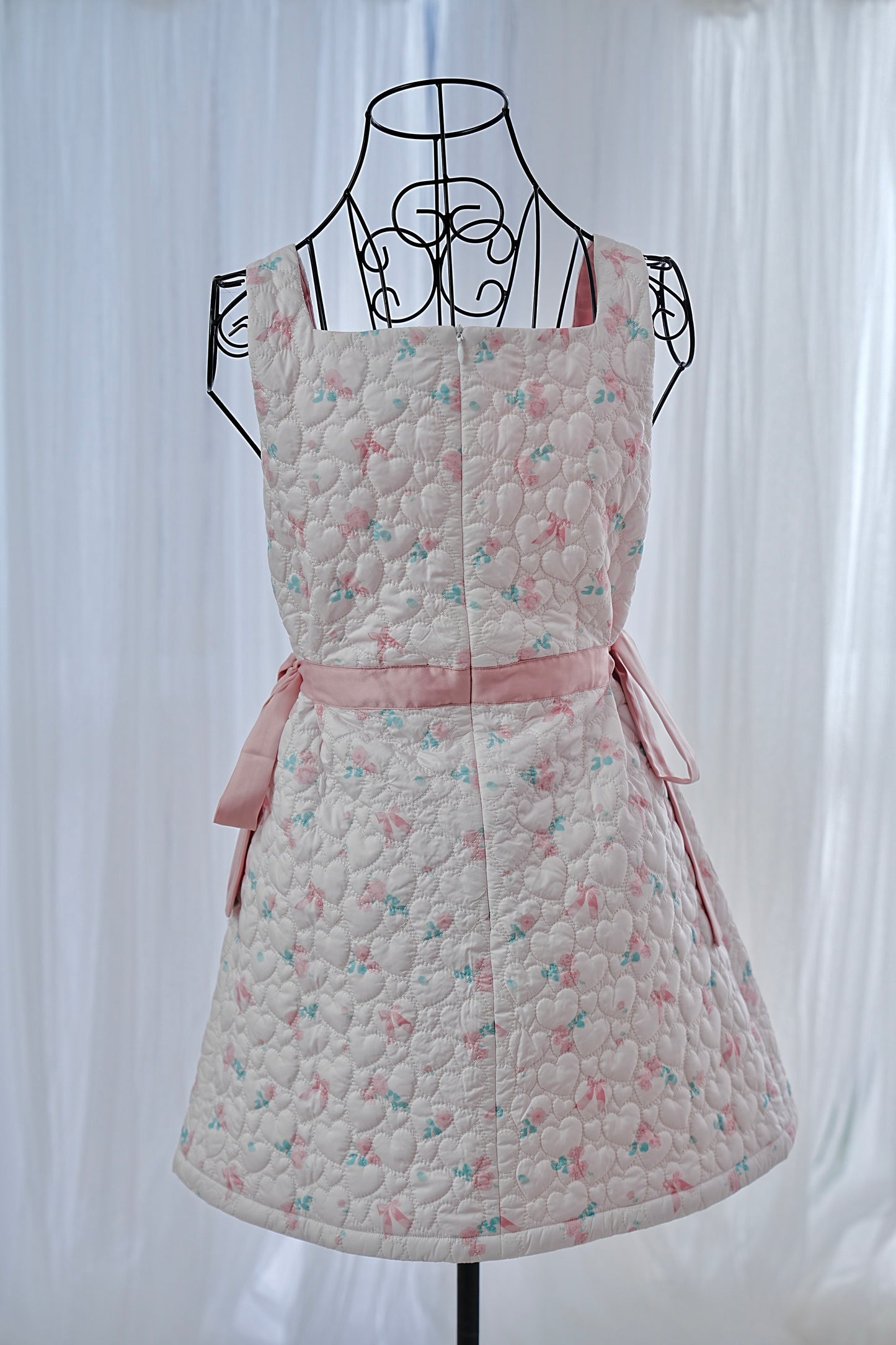 Roses & Ribbons Quilted DRESS